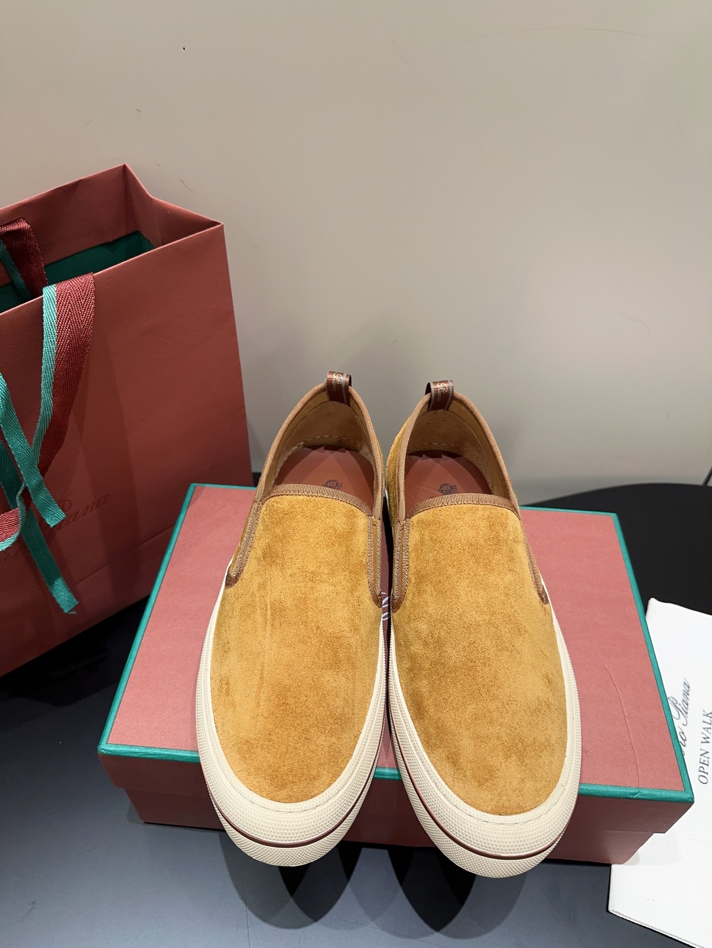 Designer Sneakers