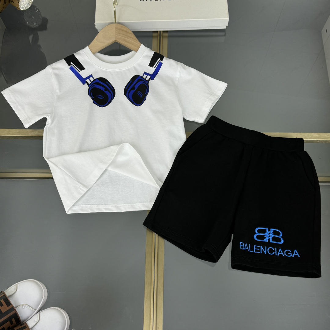 2025 Spring/Summer T-Shirts in Various Sizes and Styles for Men and Women - 图片 2