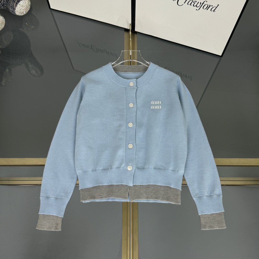 Miu Miu Girls' Knitted Cardigan & Skirt Set - Stylish Two-Piece Outfit 5 i1741697659 4175 5