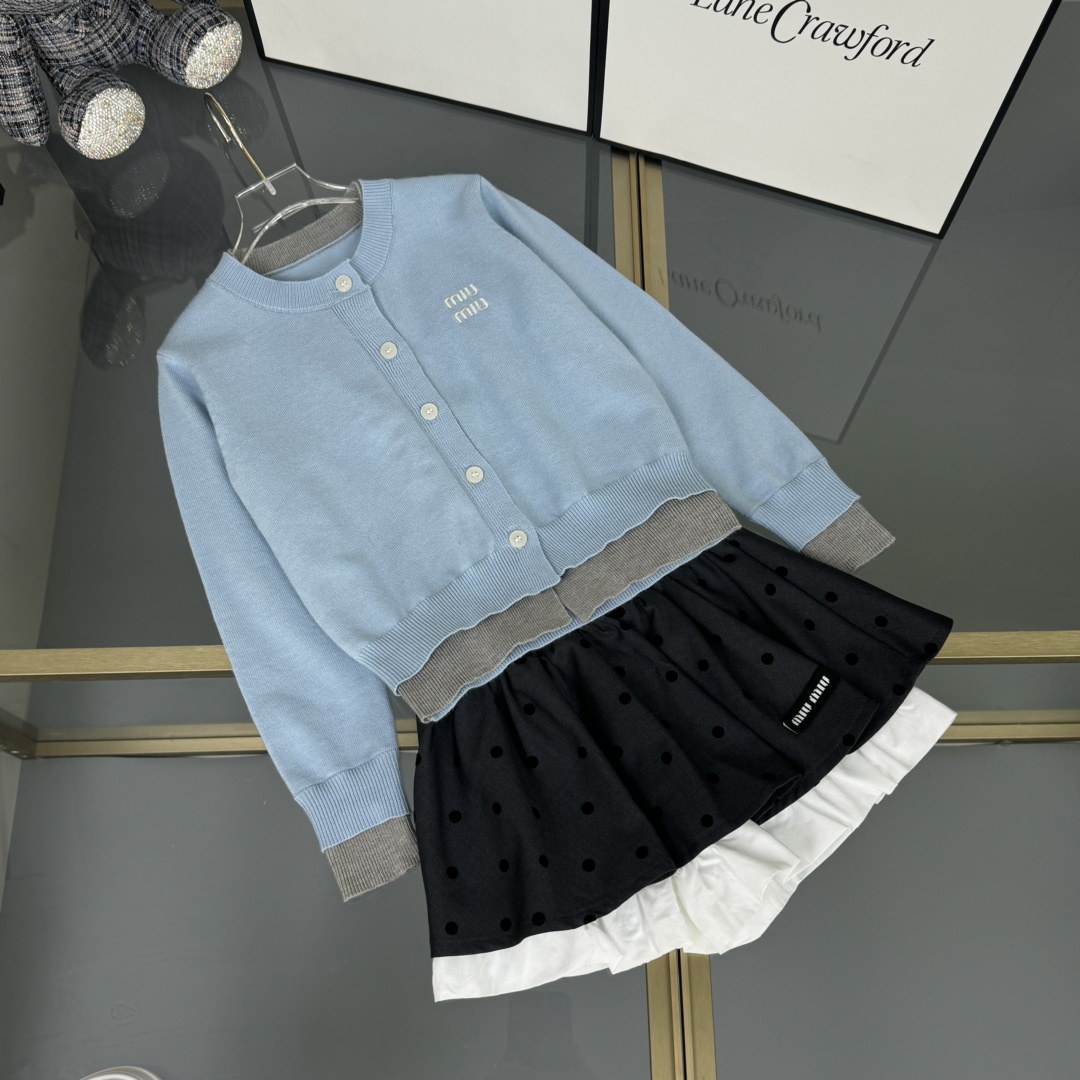 Miu Miu Girls' Knitted Cardigan & Skirt Set - Stylish Two-Piece Outfit 4 i1741697659 7468 0