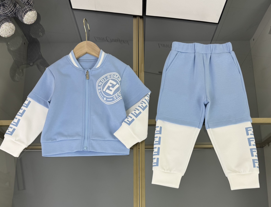 Fendi Kids' Light Blue Cotton Blend Tracksuit with Logo Detailing 2 i1760091962 3858 5