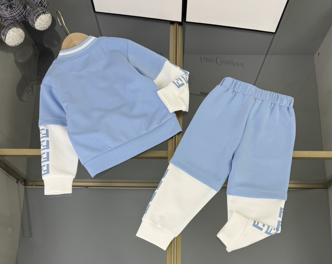 Fendi Kids' Light Blue Cotton Blend Tracksuit with Logo Detailing 10 i1760091962 4487 6