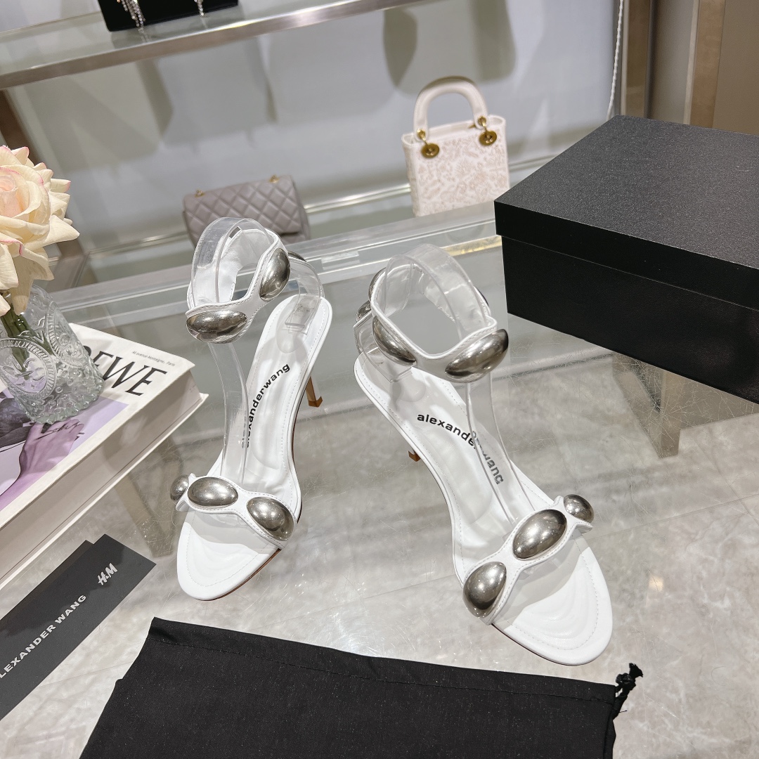 Luxurious Queen: Original Alexand Wang 2024 Shoe Mats with High-Bulleted Design - 图片 2