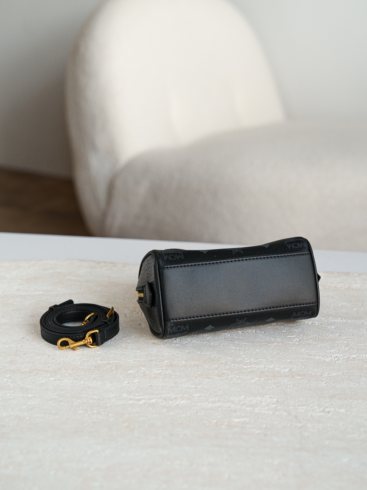 𝗠𝗖𝗠 𝗘𝗹𝗹𝗮 𝗩𝗶𝘀𝗲𝘁𝗼𝘀🆕新款黑色Mini#波士顿包新款·Cp独家®️黑色老花满印这款MCM迷你