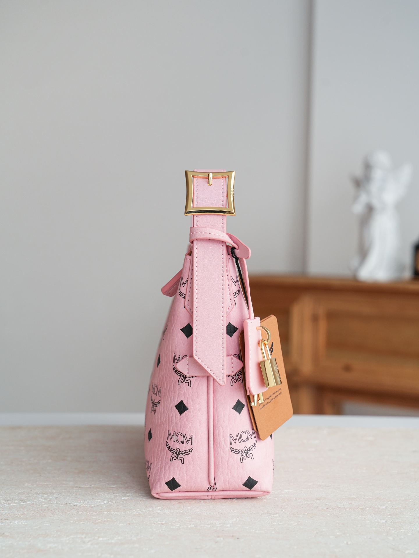 𝗠𝗖𝗠 𝗔𝗿𝗲𝗻 𝗛𝗼𝗯𝗼🆕新款桃花粉 Small#腋下肩背包‼️ZP对版/五金颜色/浅K金·Cp独家®