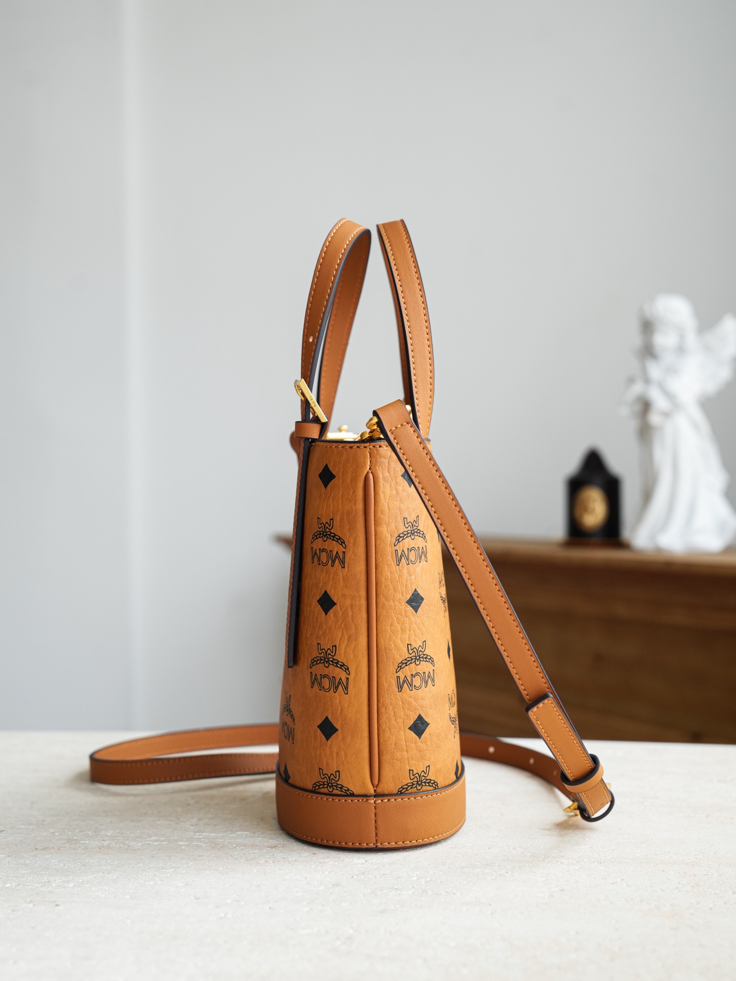 ®新货上线®升级/五金/可对比zp𝙈𝘾𝙈 𝘼𝙧𝙚𝙣 𝘽𝙪𝙘𝙠𝙚𝙩干邑色𝙈𝙞𝙣𝙞#斜挎包·CP独家出品｜干