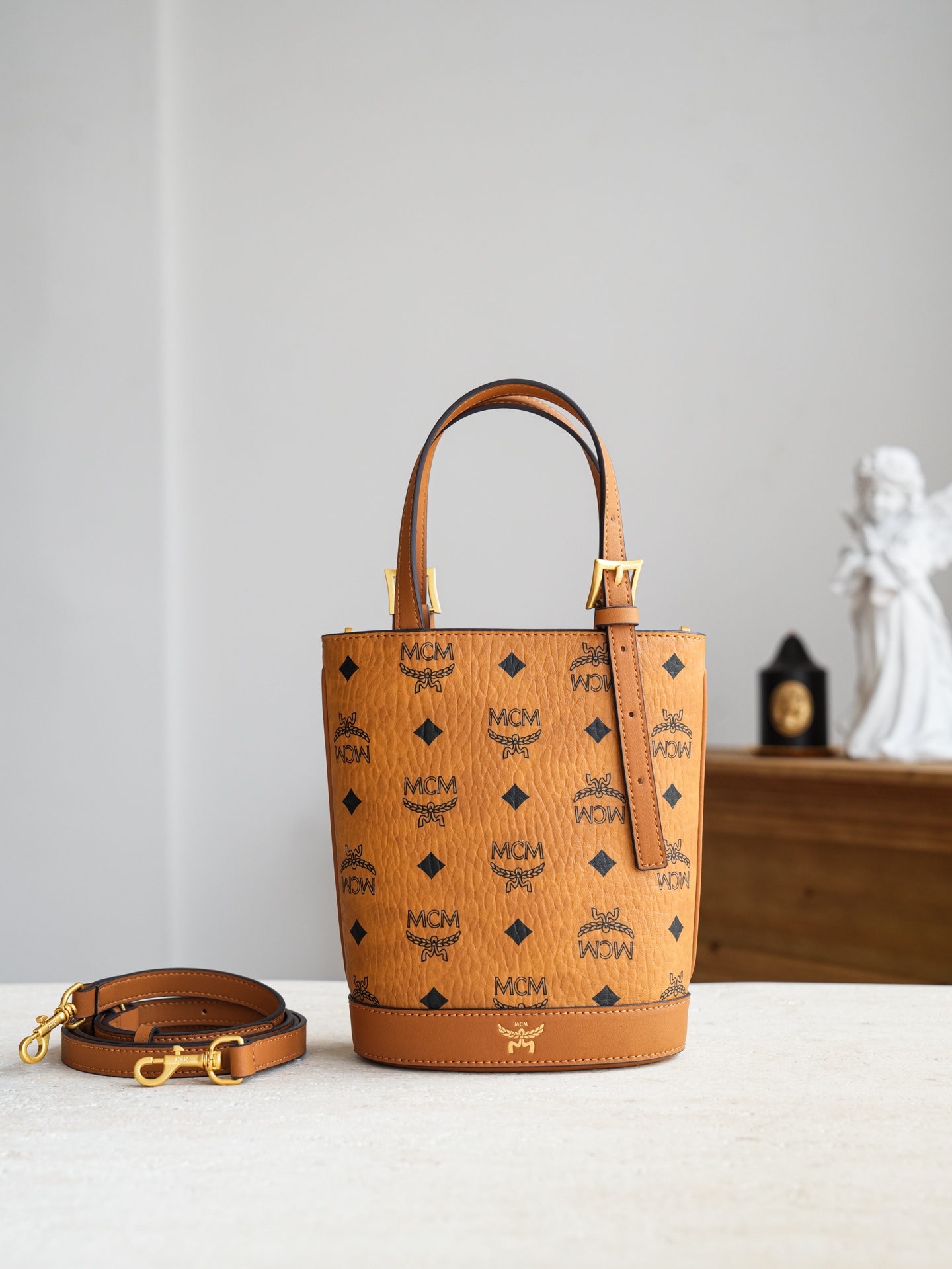 ®新货上线®升级/五金/可对比zp𝙈𝘾𝙈 𝘼𝙧𝙚𝙣 𝘽𝙪𝙘𝙠𝙚𝙩干邑色𝙈𝙞𝙣𝙞#斜挎包·CP独家出品｜干