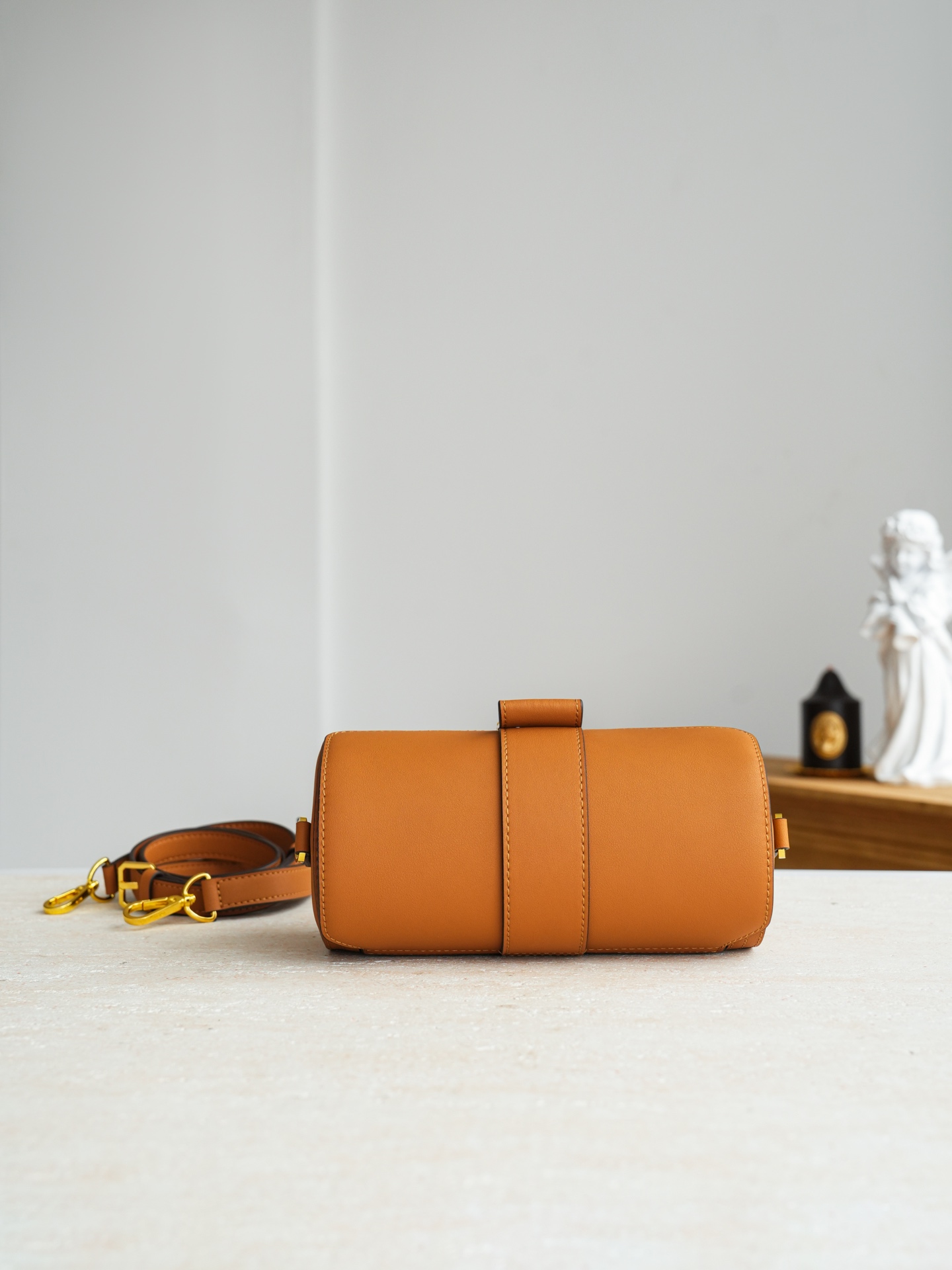 🎁 MCM Tracy Visetos圆筒包俗称“芭比龙这是MCM的Tracy Visetos圆筒包，也