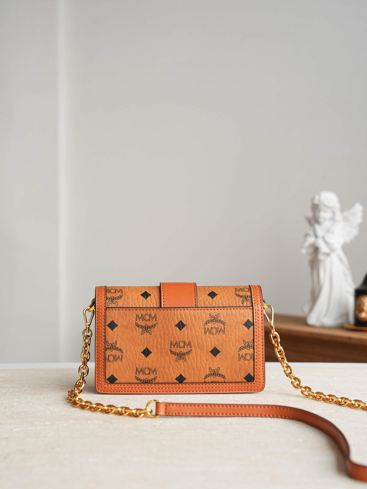 MCM bag 𝐌𝐂𝐌 𝐓𝐫𝐚𝐜𝐲 𝐕𝐢𝐬𝐞𝐭𝐨𝐬 — photo 5