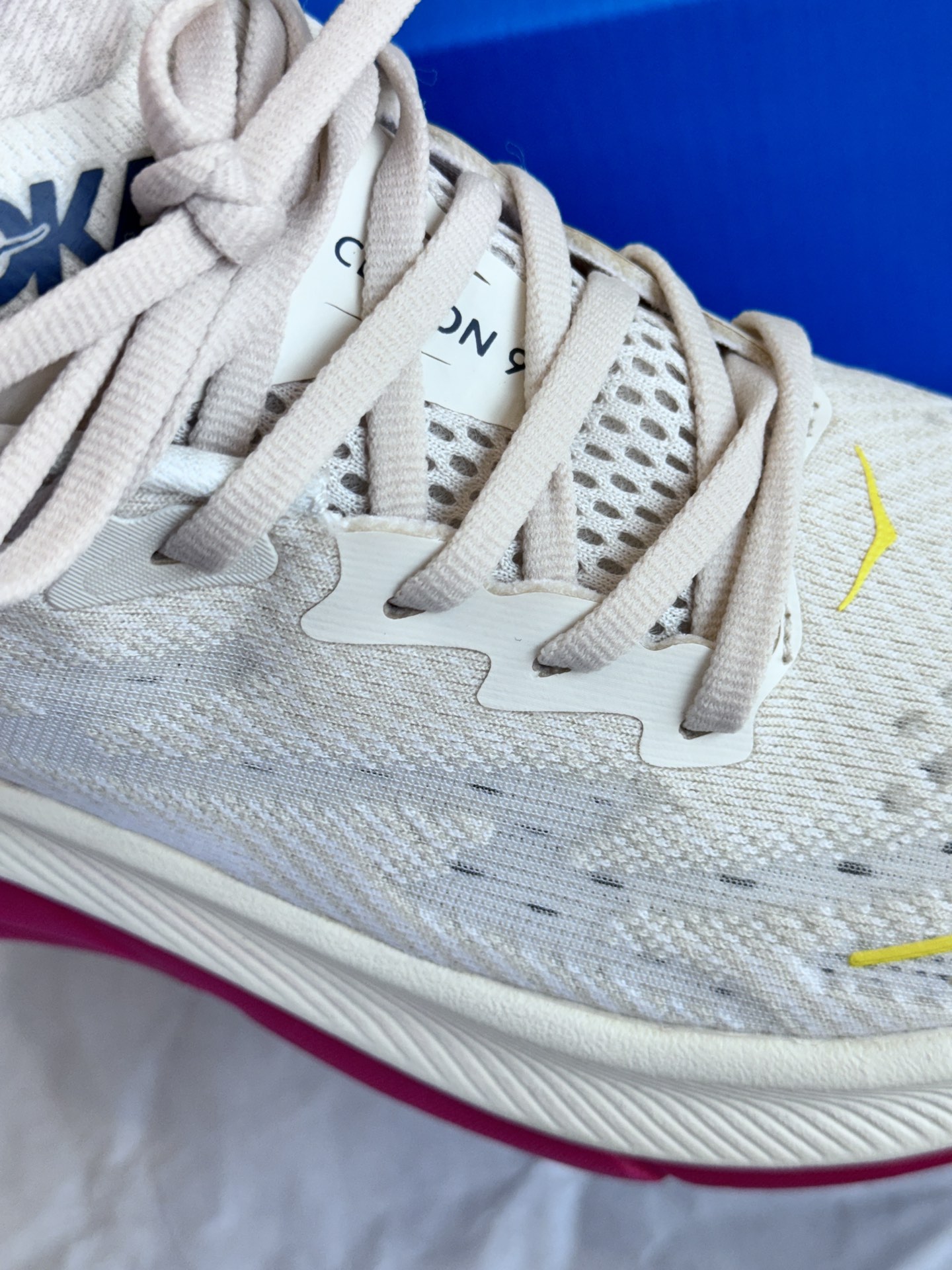 enhanced energy return compared to conventional running shoes - Comprehensive 5