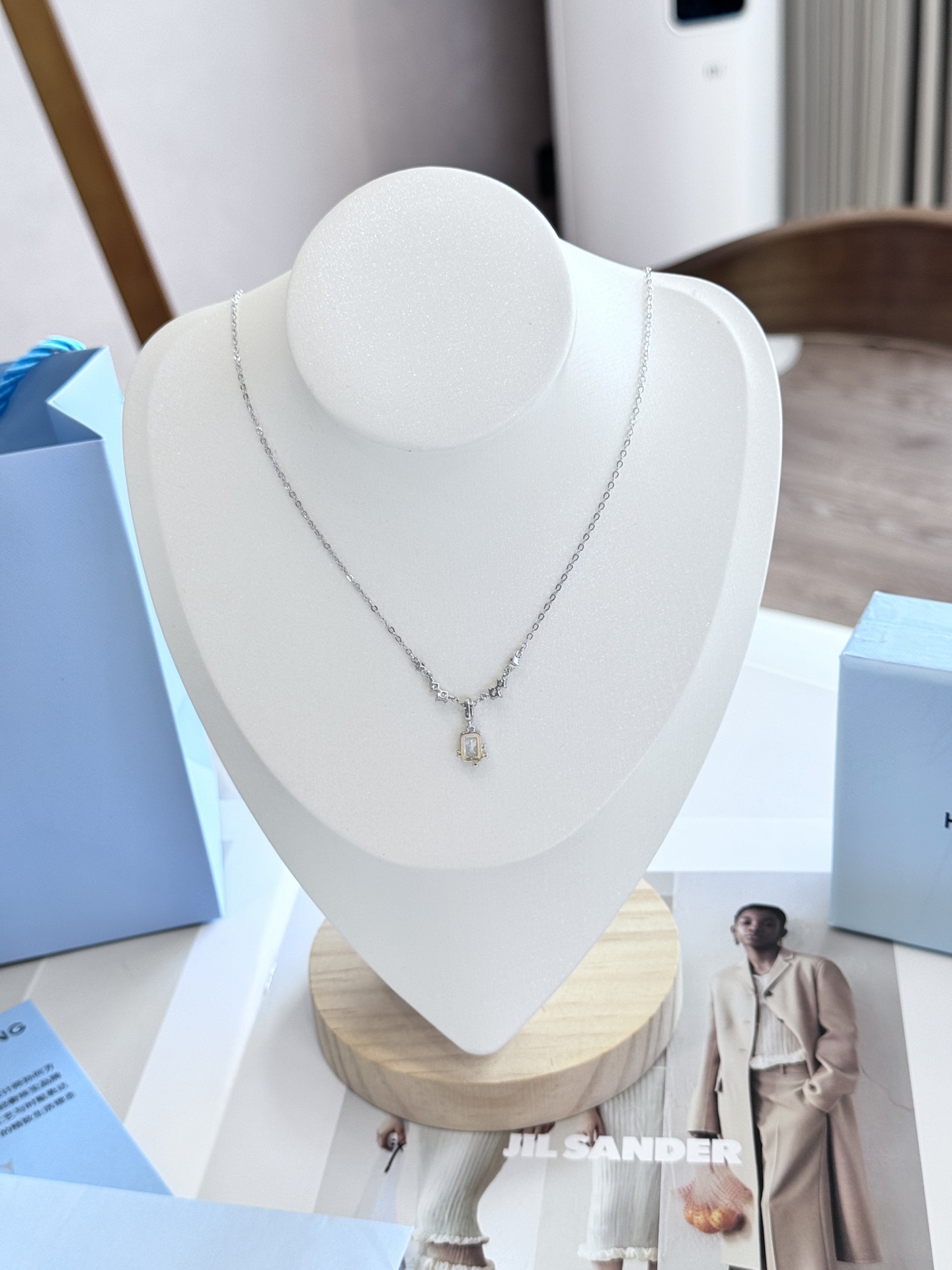 Nebula Cube Pendant Necklace - Comprehensive 5