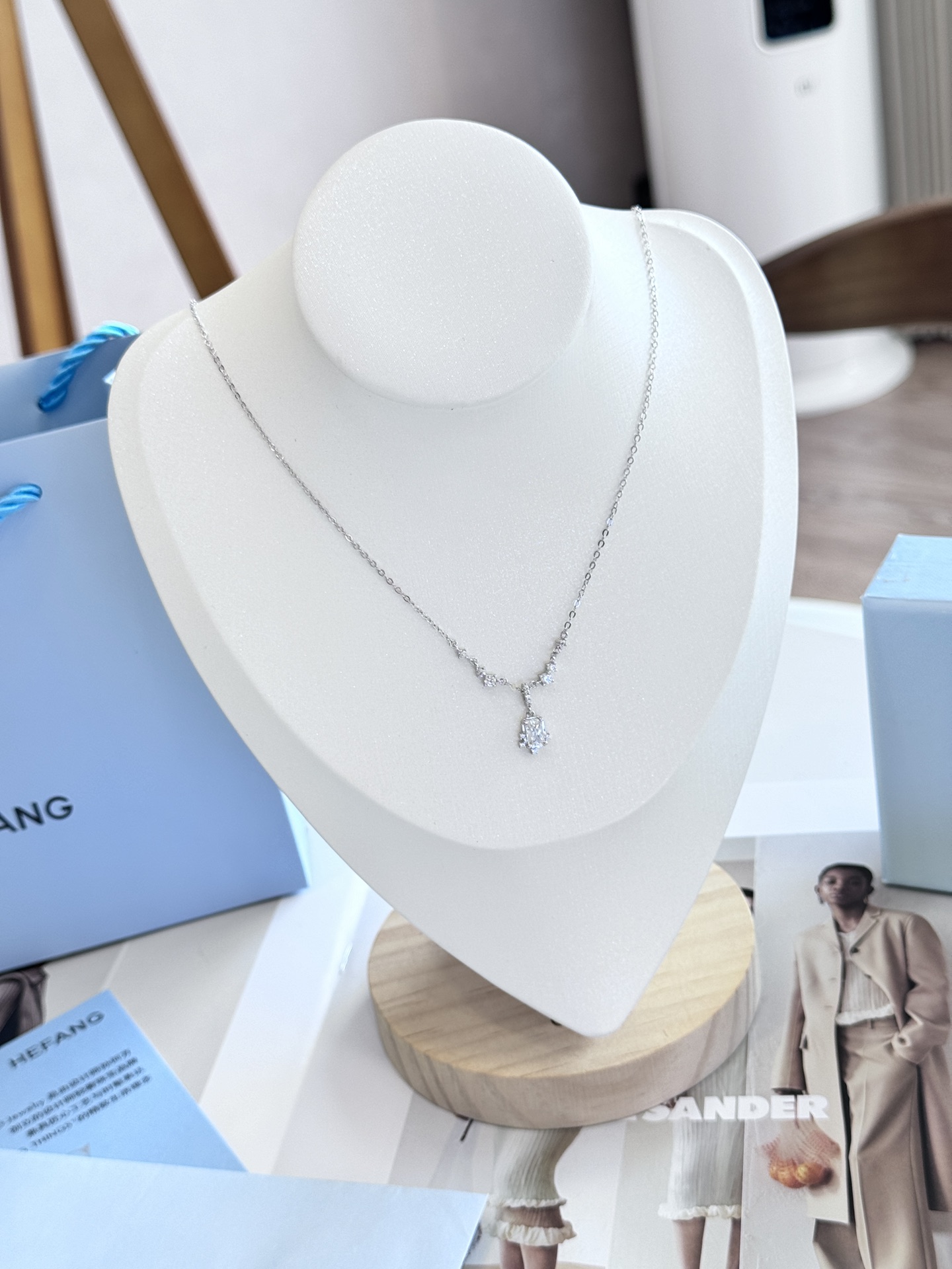 Nebula Cube Pendant Necklace - Comprehensive 2