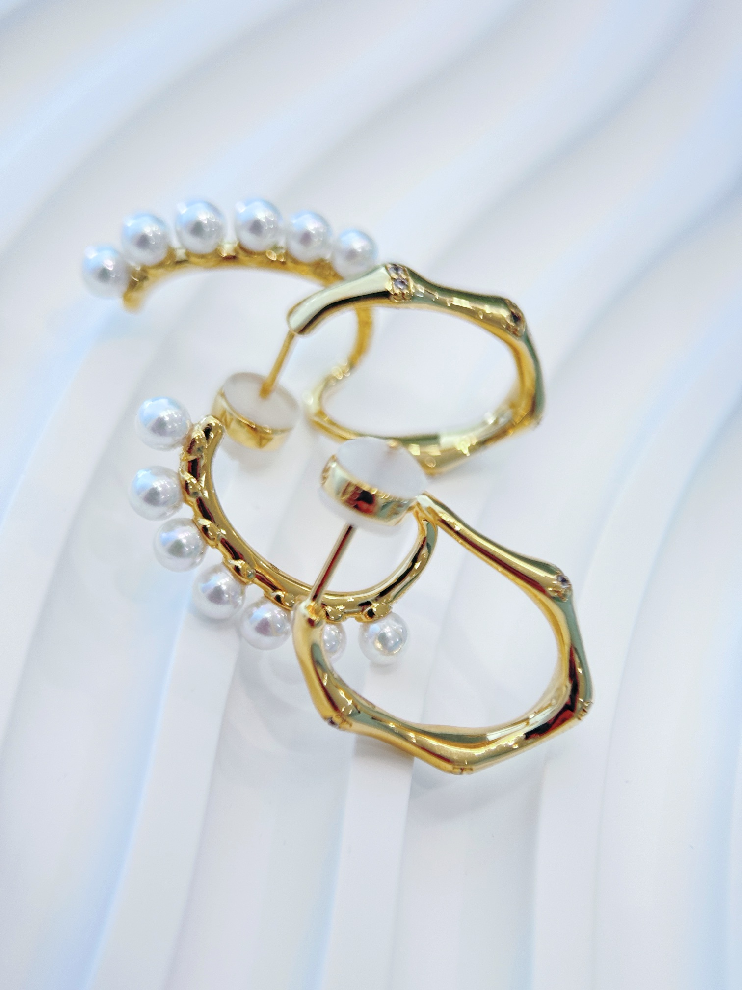 Bamboo Motif Double Pearl Earrings - Comprehensive 8