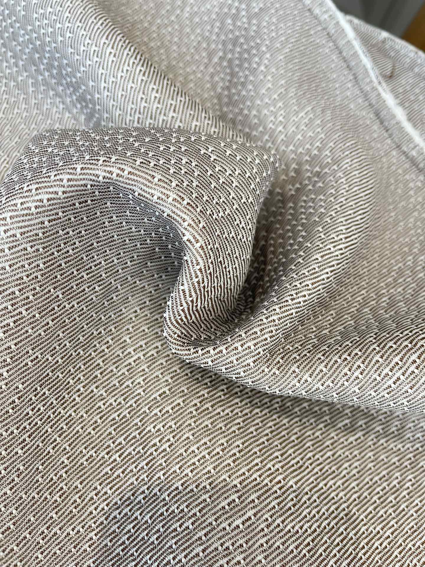 The outer cover features micro-perforated breathable mesh that actively  - Comprehensive 7