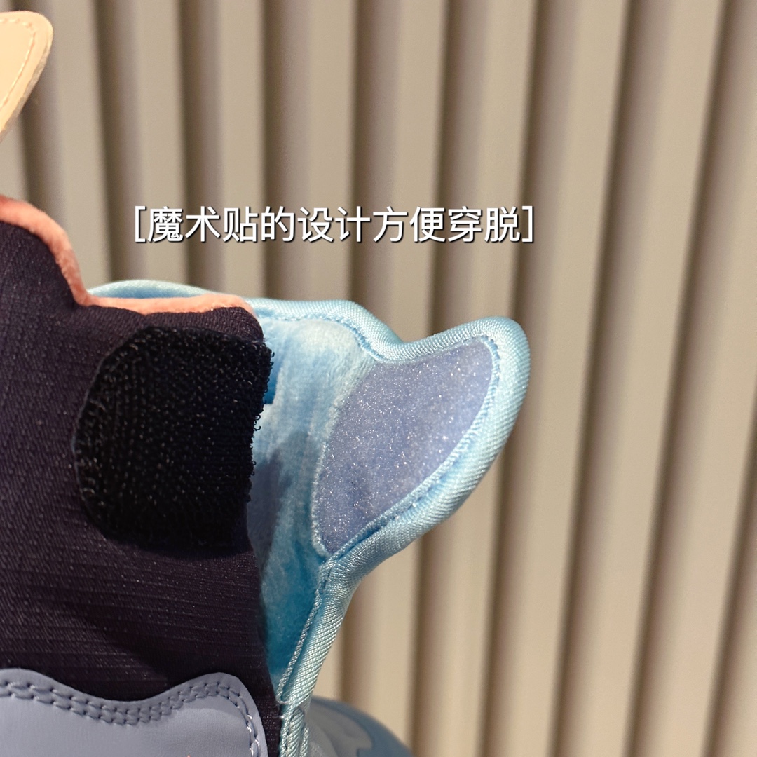 图片[6]-号NK雪地靴中的战斗机❗️它不仅能保护宝宝的小脚丫不受寒冷侵袭🥶还能让宝宝在雪地中自由奔跑🏃‍♀️🏃-选品中心