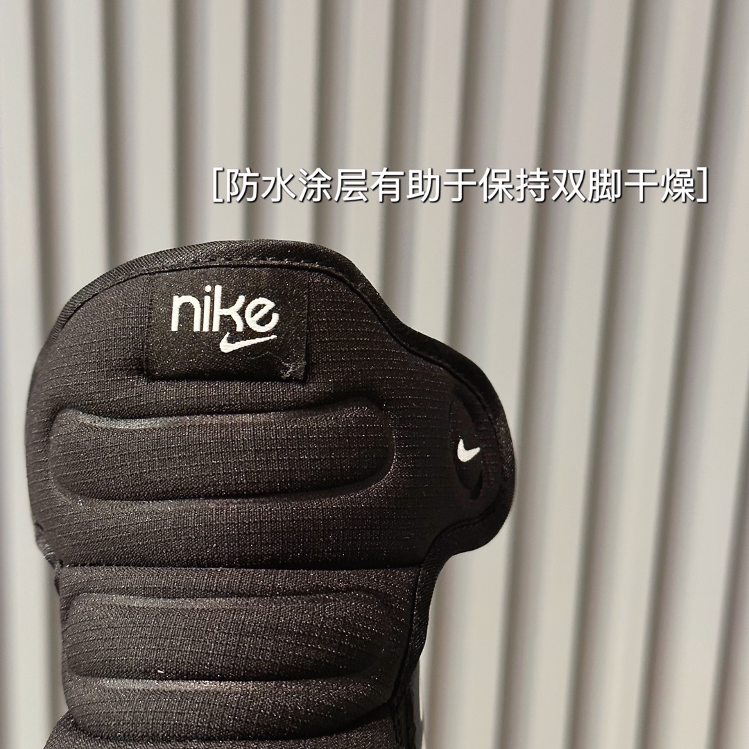 图片[8]-NK雪地靴中的战斗机❗️它不仅能保护宝宝的小脚丫不受寒冷侵袭🥶还能让宝宝在雪地中自由奔跑🏃‍♀️🏃-选品中心