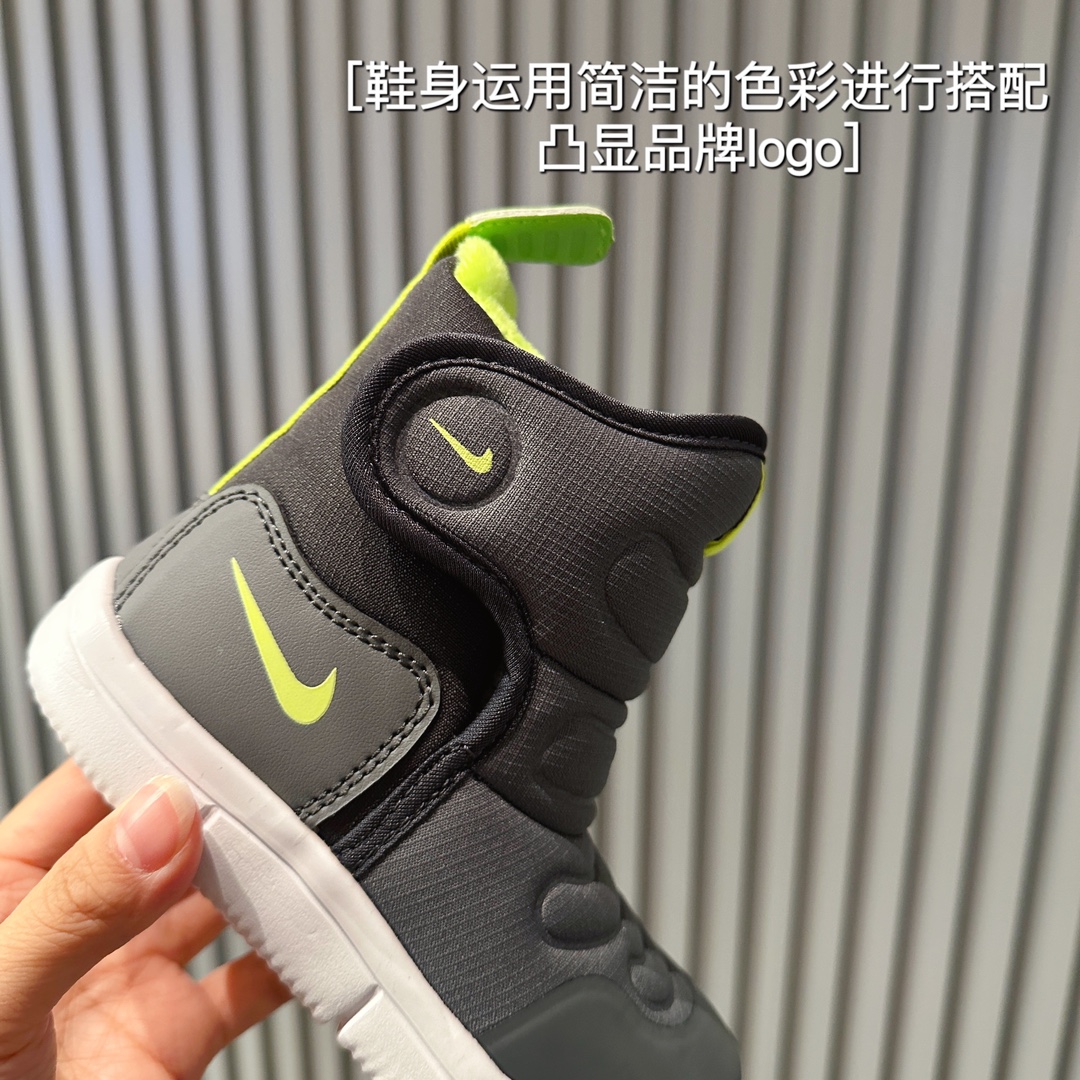 图片[2]-NK雪地靴中的战斗机❗️它不仅能保护宝宝的小脚丫不受寒冷侵袭🥶还能让宝宝在雪地中自由奔跑🏃‍♀️🏃-选品中心