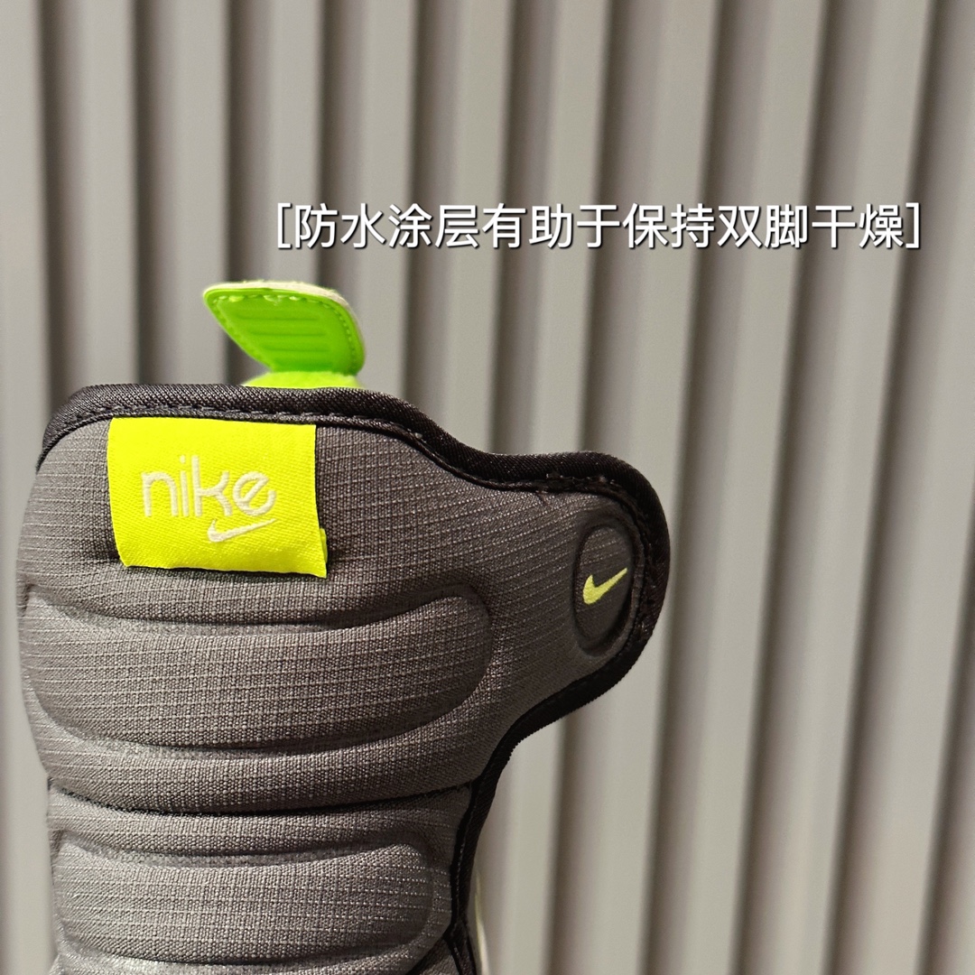 图片[8]-NK雪地靴中的战斗机❗️它不仅能保护宝宝的小脚丫不受寒冷侵袭🥶还能让宝宝在雪地中自由奔跑🏃‍♀️🏃-选品中心