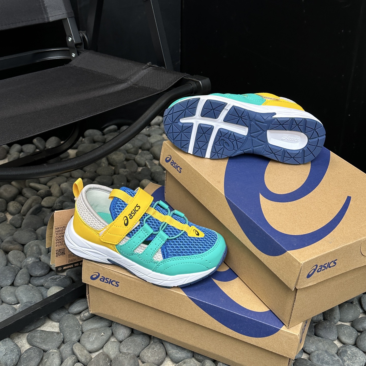 图片[2]-💛颜控妈妈对这次新款也是超满意😉！ 穿这双鞋出门 澄喊累不愿意走的次数少了很多，看着她每次蹦蹦跳跳超有活力的样子真的幸福感十足-选品中心