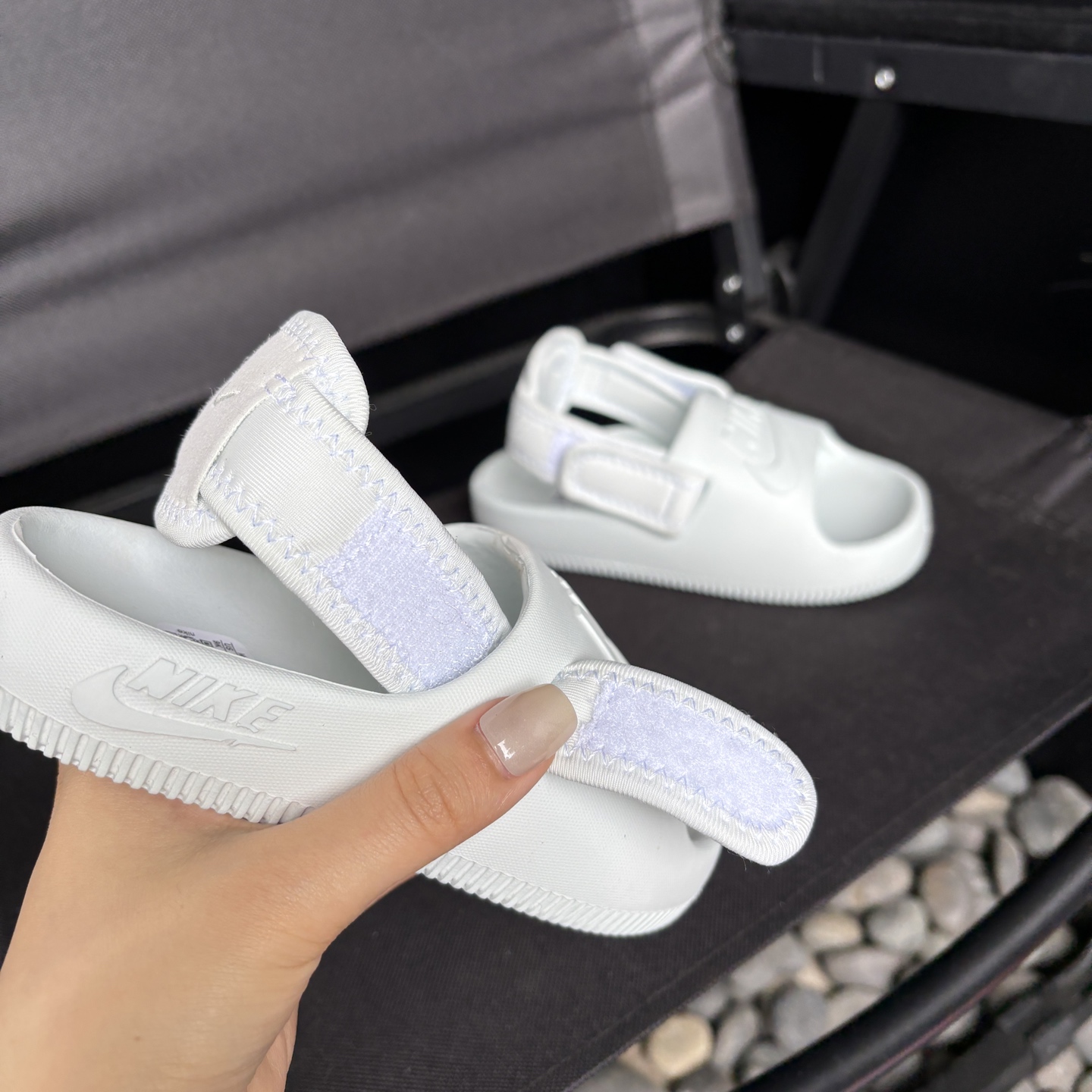 图片[5]-🌟Nike夏季露趾魔术贴两穿凉鞋 采用双开魔术贴设计 方便宝贝穿脱✅后跟走线工整，细节🈵🈵 两穿设计，水上娱乐更方便 尺码22-35-选品中心