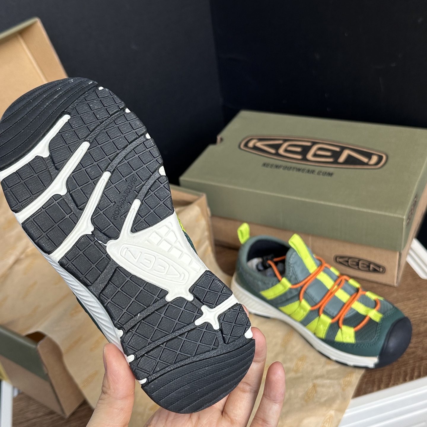 图片[8]-📷原图无滤镜实拍 ＿KEEN科恩 黄绿细节图🔍-选品中心