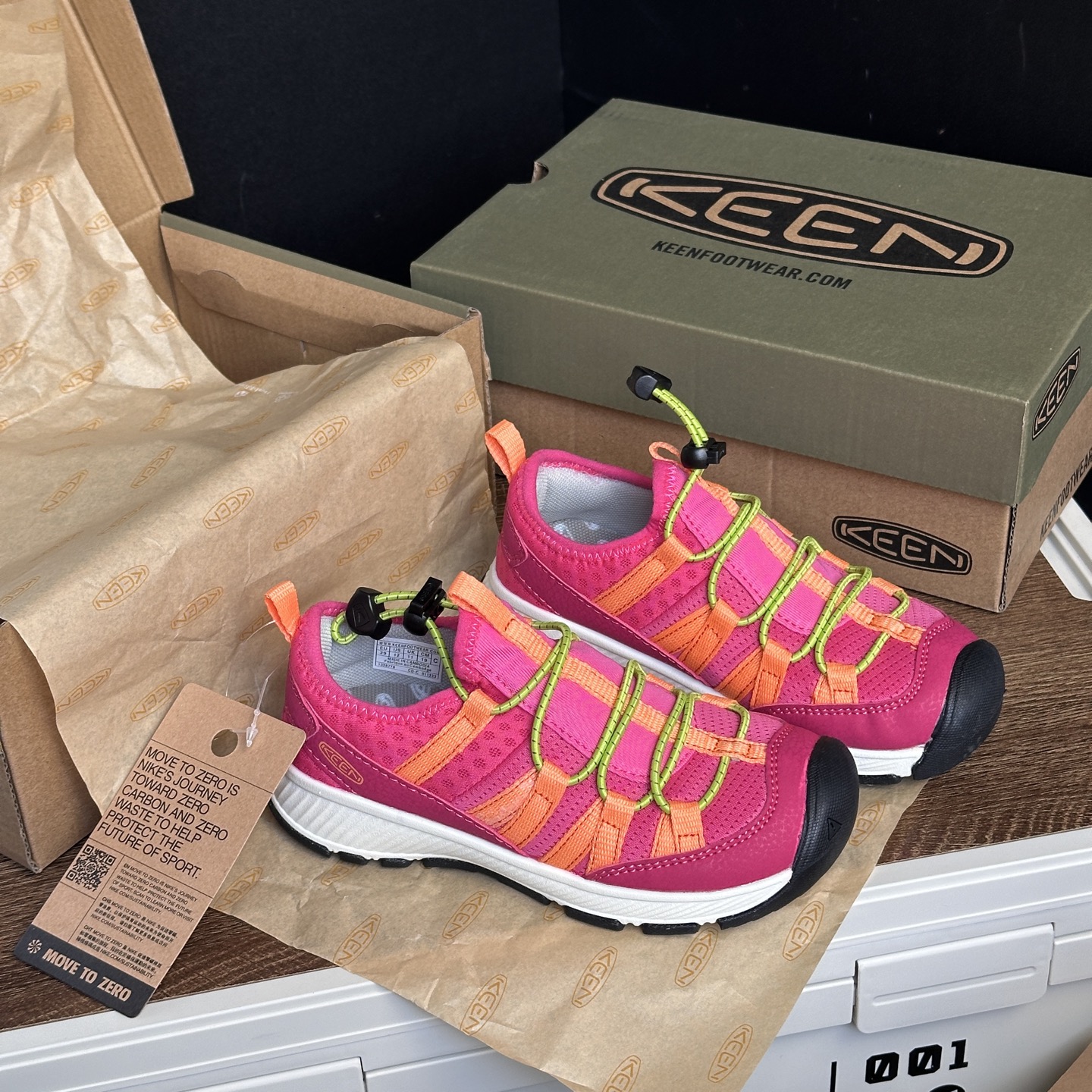 图片[8]-📷原图无滤镜实拍 ＿KEEN科恩 玫红细节图🔍-选品中心