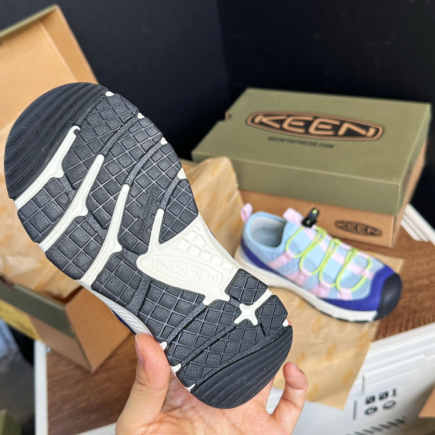 图片[8]-📷原图无滤镜实拍 ＿KEEN科恩 粉紫细节图🔍-选品中心