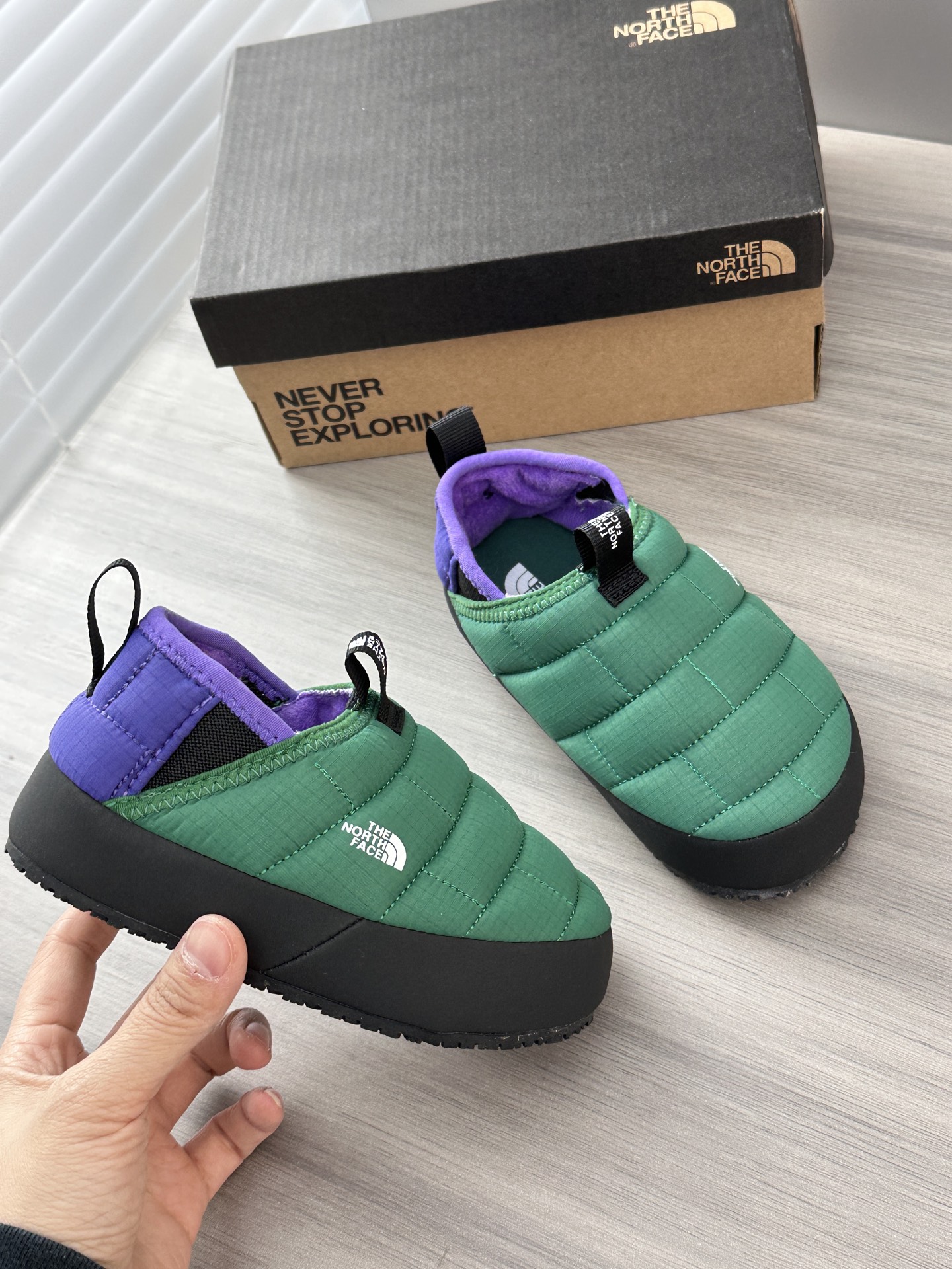 图片[6]-北面面包鞋 📷实拍细节–原相机直出原图 💜💚 新配色小北款，鞋面是防风防水的，好打理，但不能当雨鞋穿哦，真的非常轻，很软也很糯-选品中心