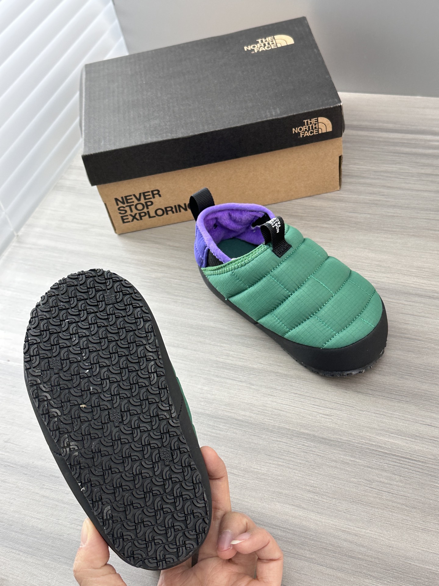 图片[5]-北面面包鞋 📷实拍细节–原相机直出原图 💜💚 新配色小北款，鞋面是防风防水的，好打理，但不能当雨鞋穿哦，真的非常轻，很软也很糯-选品中心