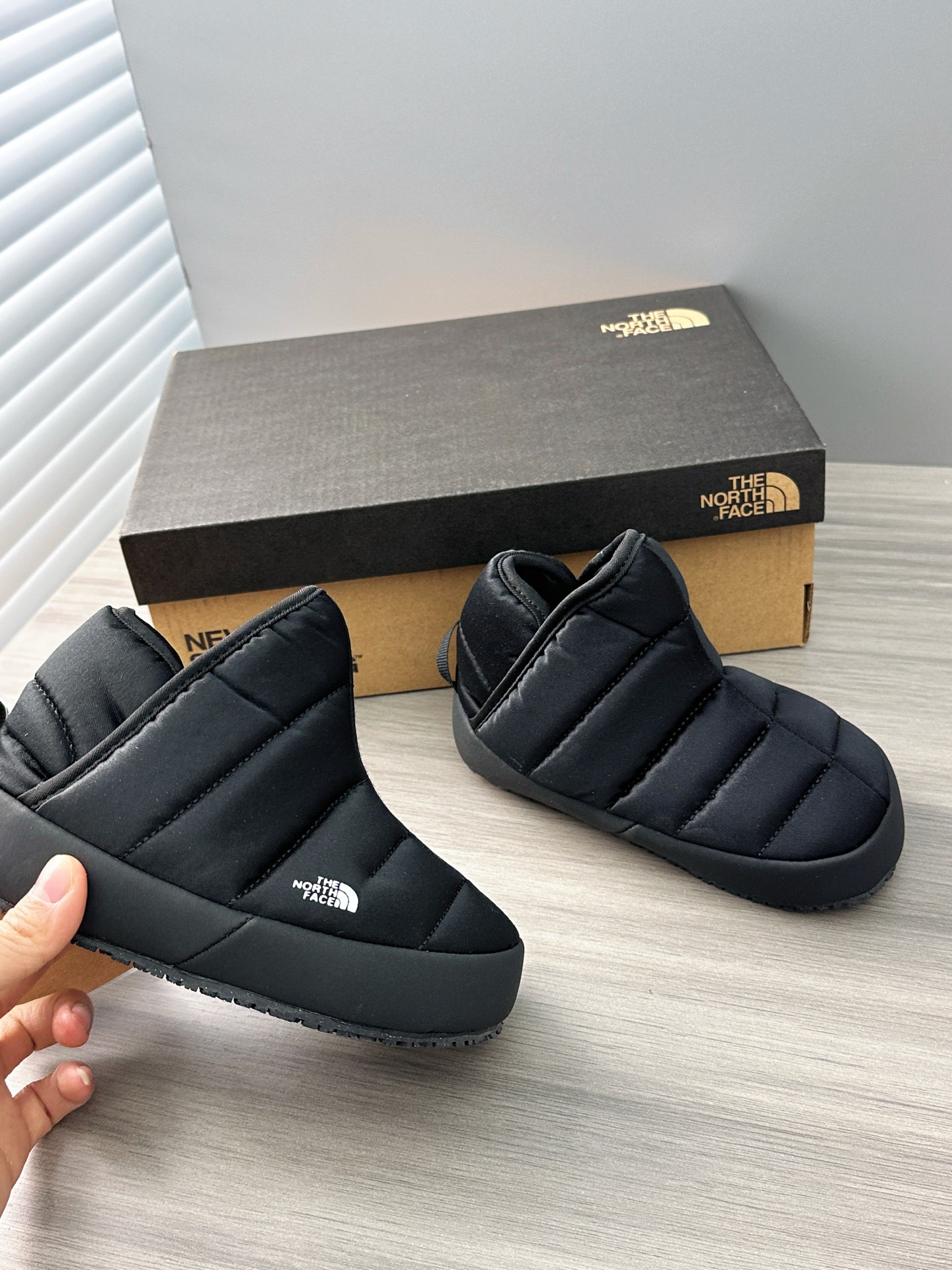 图片[3]-📷实拍细节–原相机直出原图 独家北面高帮新款，经典黑色🖤，永远经典的配色，随便搭配任何裤子，回头率拉满💯-选品中心