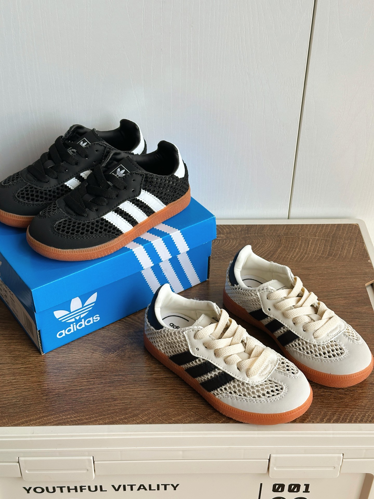 ¡Llegan los zapatos de entrenamiento para niños que las mamás compran con los ojos cerrados! Fotos originales del teléf…