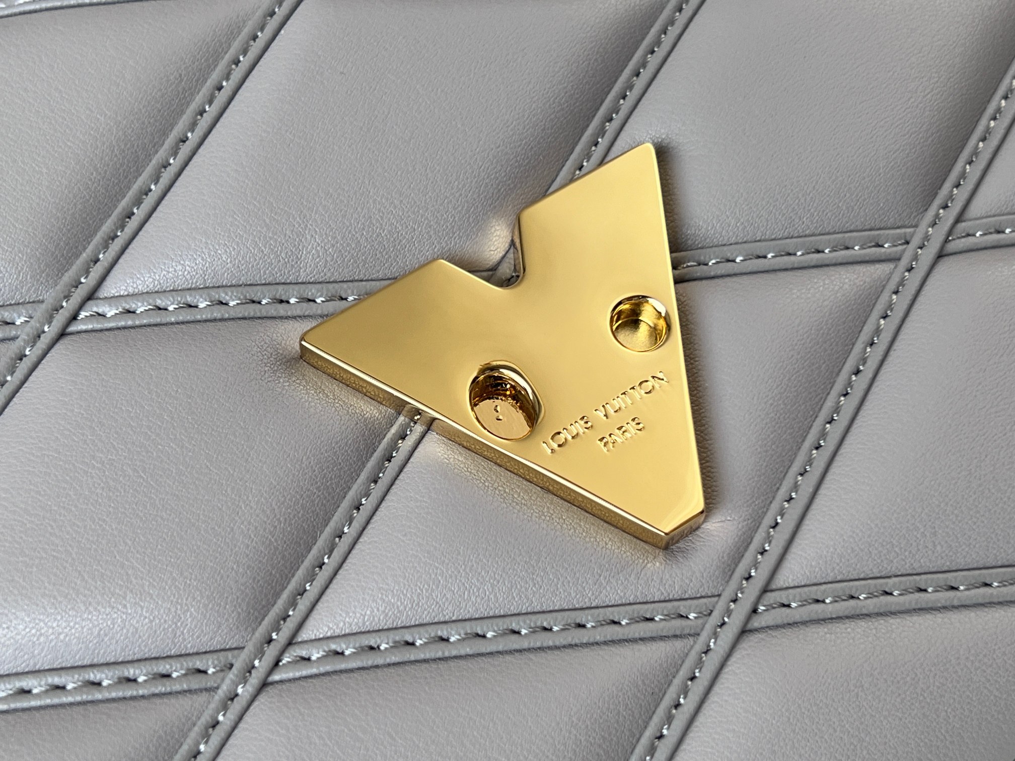 NO:199389,Original single calf leather model [GO-14 Teist medium handbag] MM, M22895 gray, more details..., LV [top original single], louis vuitton, cowhide19860909原单小牛皮型号【GO-14 Teist 中号手袋】MM,M22895灰,更多细节…,LV【顶级原单】,louis vuitton,cowhide,Bag