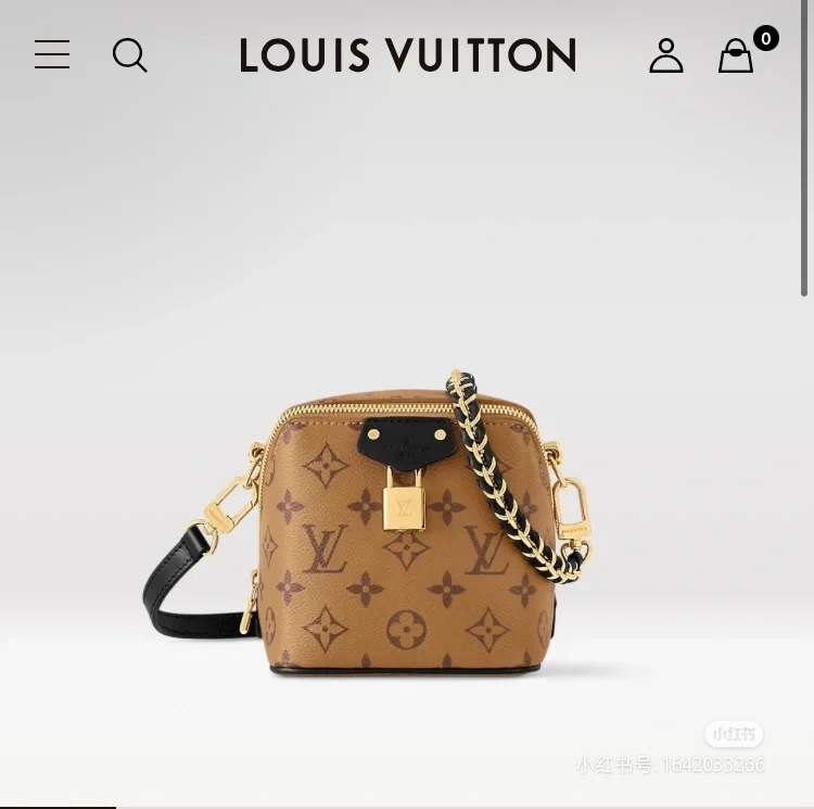 NO:200716,[Original single-code chip, all-steel hardware] Model M47096 Yellow Chain Dice Bag Series Just in case Handbag Just in case Handbag Retraces the brand's travel heritage, with a compact configuration with monogram tsd hl canvas and cowhide trim, which can accommodate daily needs such as mobile phones, keys, cosmetics, etc. Padlocks and key bags highlight classic details, leather woven chains and leather shoulder straps can be detached, and modern carry-on choice can be switched to. Size 13 x 14 x 11.5 cm., LV [top original list], louis vuitton, cowhide19860909【原单变码芯片,全钢五金】型号M47096黄花 链条骰子包系列 just in case 手袋 just in case 手袋回溯品牌旅行传承,以monogram tsd hl帆布和牛皮革饰边塑就紧凑构型,可容纳手机、钥匙、化妆品等日常所需.挂锁和钥匙包彰显经典细节,皮革编织链条和皮革肩带均可拆卸,随心切换摩登背携选择.尺寸13 x 14 x 11.5厘米.,LV【顶级原单】,louis vuitton,cowhide,Bag