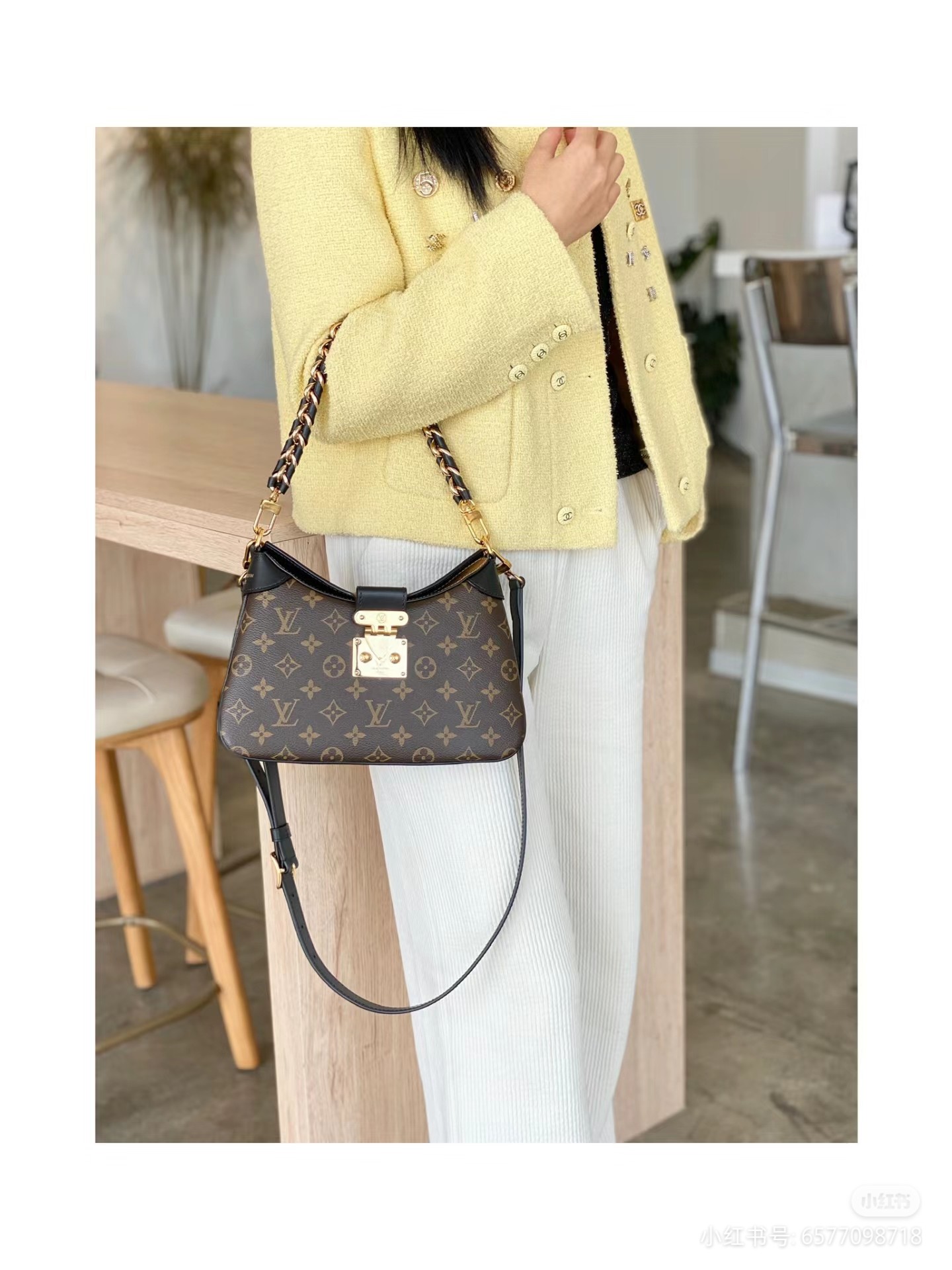 NO:199315,Original single-quality all-steel hardware M46659 Top-grade original single handbag draws inspiration from the classic design of the brand library, and uses Monogram and Monogram Reverse canvas with leather trim, which is comfortable and exquisite. The S-lock lock and braided chain handle have rich details, and the elbow and length and shoulder can be switched at will. 29.0 x 19.0 x 9.0 cm (Length x Height x Width), LV [Top Original Single], louis vuitton, versace19860909原单品质全钢五金M46659 顶级原单本款手袋自品牌档藏馆的经典设计汲取灵感,以 Monogram 与 Monogram Reverse 帆布搭配皮革饰边,惬意而不失考究意味.S-lock 锁扣与编织链带手柄丰富细节设计,肘挎与长短肩背可随心切换.29.0 x 19.0 x 9.0 厘米 (长 x 高 x 宽),LV【顶级原单】,louis vuitton,versace,Bag