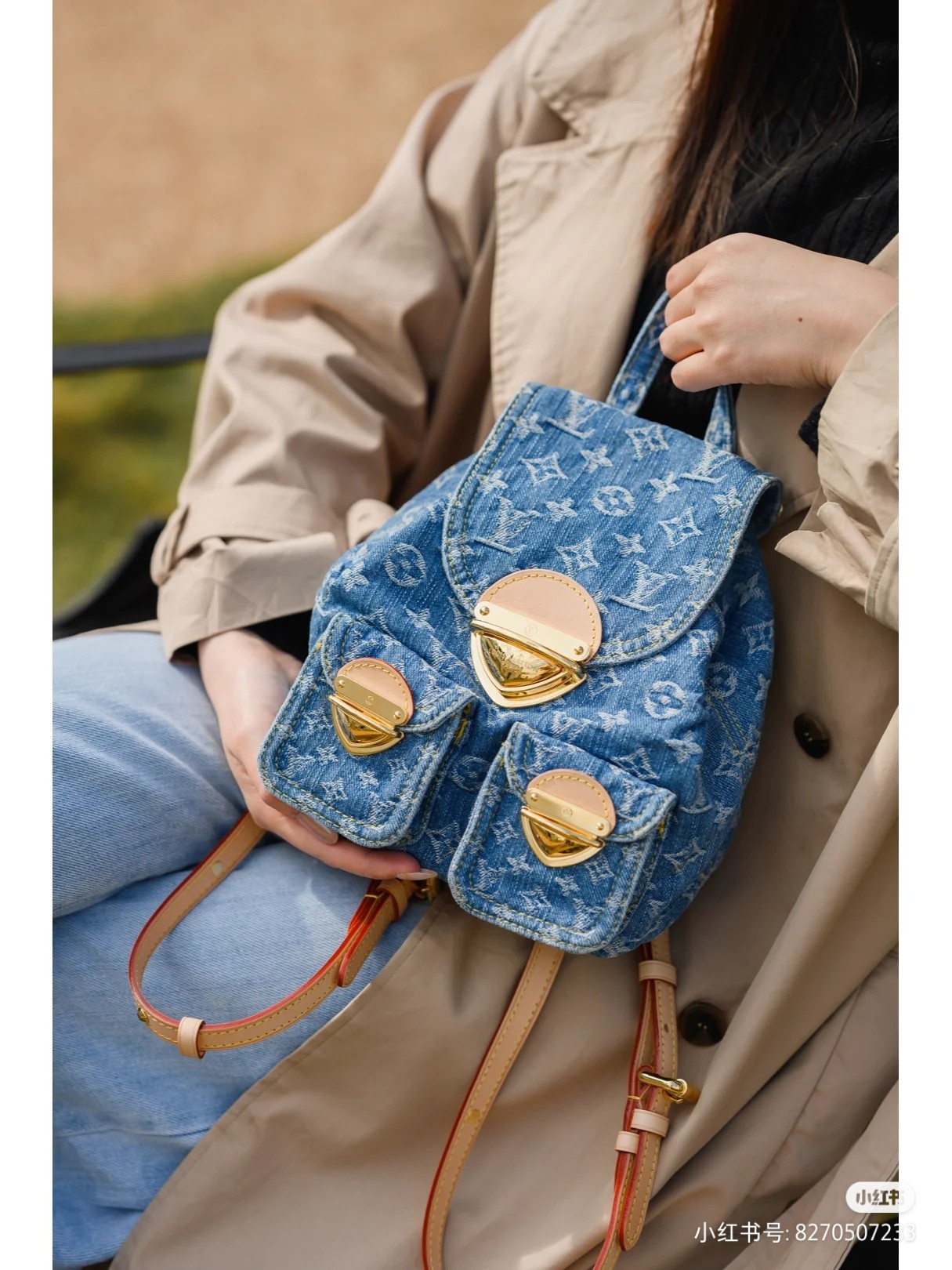 NO:206824,Original single-quality coded chip all-steel hardware model M46836 Venice backpack is made of Monogram Denim canvas, which opens the flip and front pocket with eye-catching buckles. The compact configuration contains plenty of space and can easily accommodate daily needs such as iPhone 14 ro Max, keys, wallets, headphones and sunglasses boxes. Global Organic Textile Standard (GOTS) Monogram Denim canvas, cowhide, global Organic Textile Standard (GOTS) certified cotton lining, metal piece, one plug buckle, one hook buckle, one front pocket, one patch pocket, one shoulder strap is not removable and adjustable!  Size: 24x26x7cm@0055000, LV【Top Original List】, louis vuitton, cowhide19860909原单品质编码芯片全钢五金型号M46836 Venice 双肩包取材 Monogram Denim 帆布,以瞩目插扣开启翻盖和前袋.小巧构型内含充裕空间,可轻松容纳 ihone 14 ro Max、钥匙、钱夹、耳机和太阳眼镜盒等日常所需.全球有机纺织品标准（GOTS）Monogram Denim 帆布一牛皮革饰边一全球有机纺织品标准（GOTS）认证棉内衬一金属件一插扣一内钩扣一前袋一内贴袋一肩带不可拆卸,可调节！尺寸:24x26x7cm@0055000,LV【顶级原单】,louis vuitton,cowhide,Bag