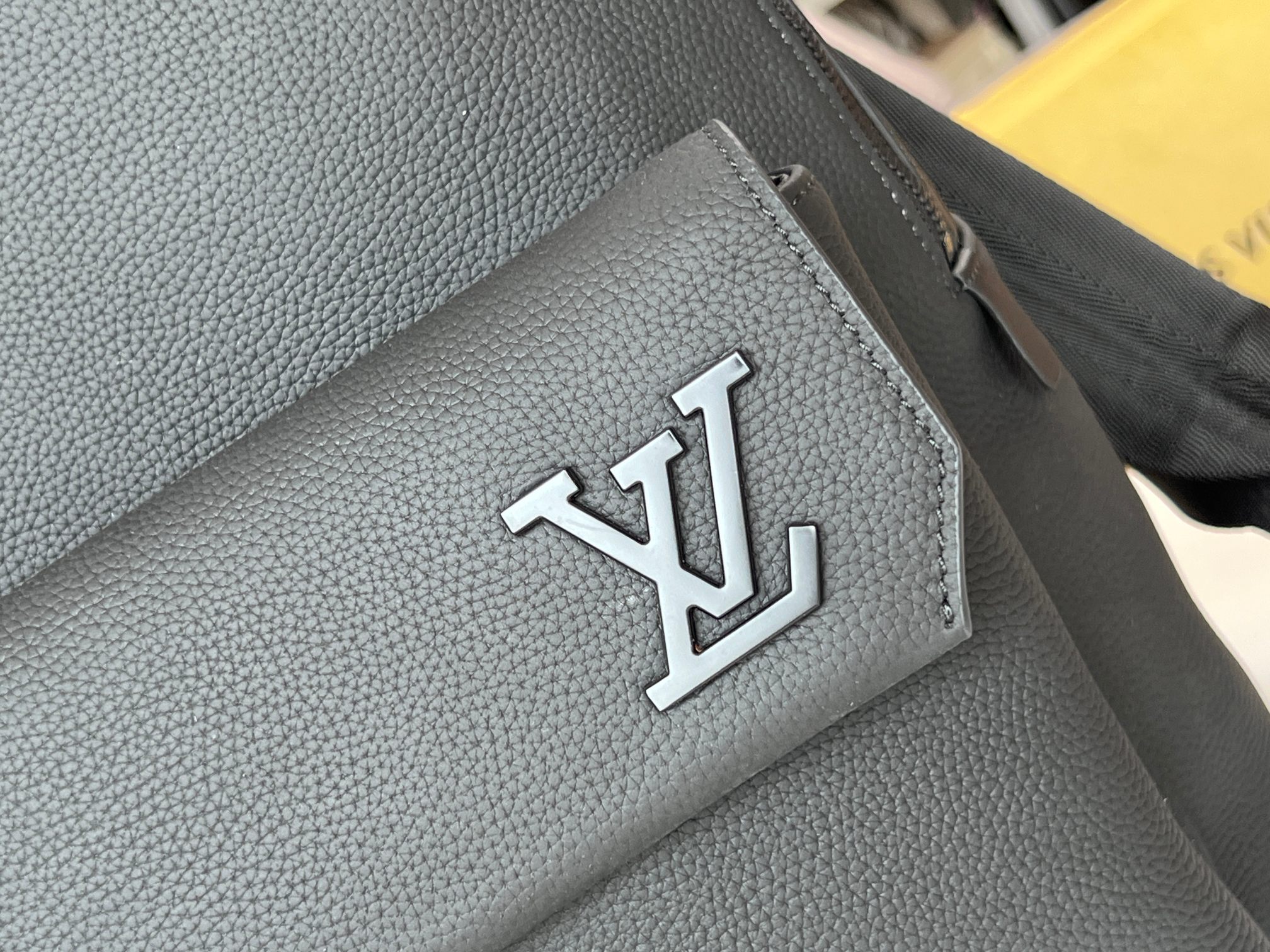 NO:200585,Top original single-variable chip all-steel hardware model M57079 black brand new Aerogram backpack, LV [top original list], louis vuitton19860909顶级原单变码芯片全钢五金型号 M57079黑全新 Aerogram 双肩包,LV【顶级原单】,louis vuitton,Bag