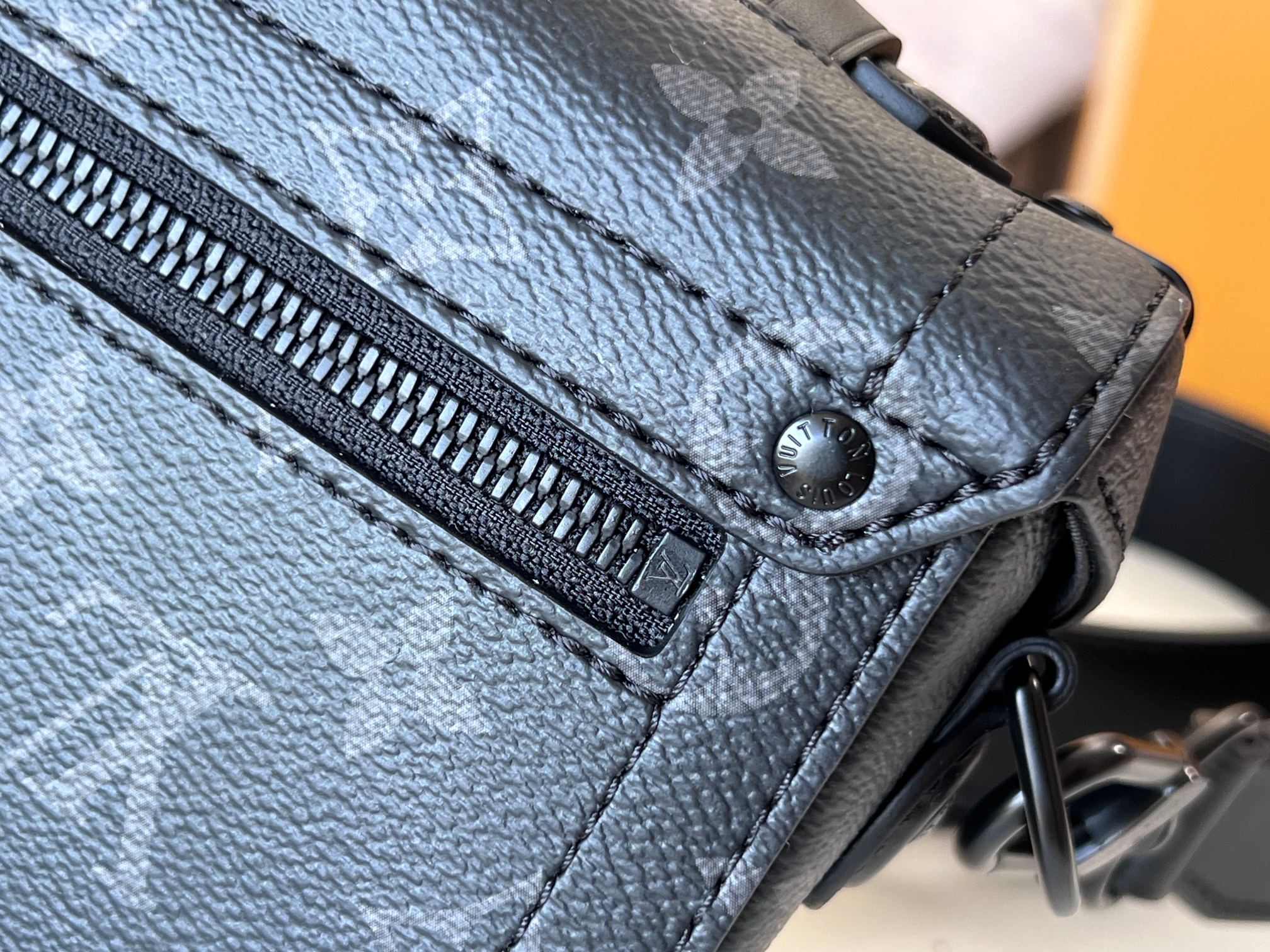 NO:202406,Top original single all-steel hardware variable-code chip model M11743 Black Flower Soul Trunk handbag, more details..., LV [top original single], louis vuitton19860909顶级原单全钢五金变码芯片型号M11743黑花Soul Trunk 手袋,更多细节……,LV【顶级原单】,louis vuitton,Bag