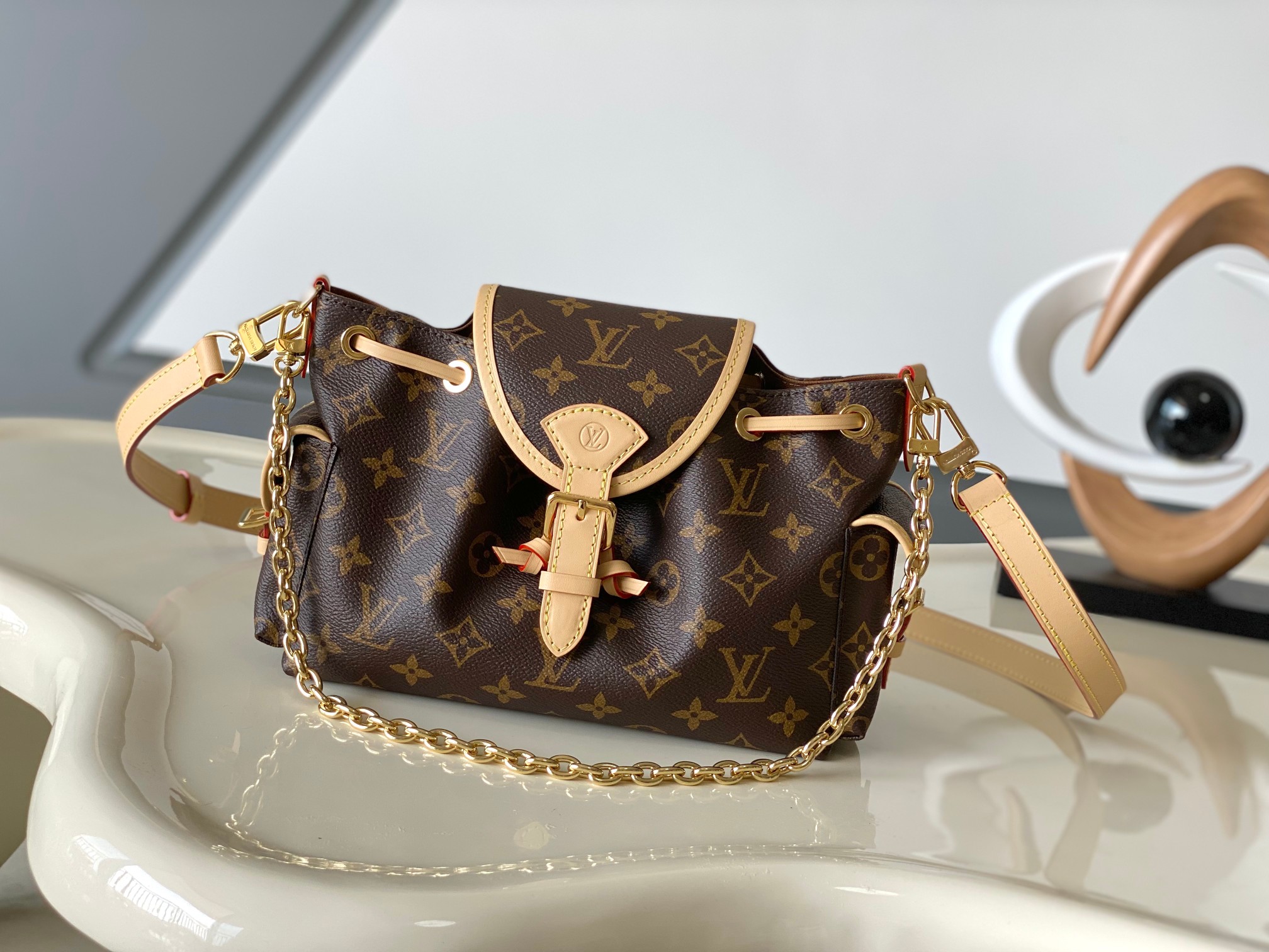 NO:940261,[Special grade all-steel MB original factory] Model: 25085 ODYSSEE handbag 163C01 transcoding chip [Full set of counter packaging] Size: 27*17*12CM The leather is genuine Italian A-grade leather, focusing on quality, all-steel hardware, fabrics, handwork, oil edges, A-grade high-quality products, comprehensive upgrades, LV [top original order], louis vuitton19860909【特级全钢MB原厂】型号:25085 ODYSSEE 手袋 163C01变码芯片【专柜全套包装】 尺寸:27*17*12CM 皮料是正品代工厂意大利A级皮料,专注在于品质、全钢五金、面料、手工、油边、A级高品质出品、全面再次升级、,LV【顶级原单】,louis vuitton,Bag
