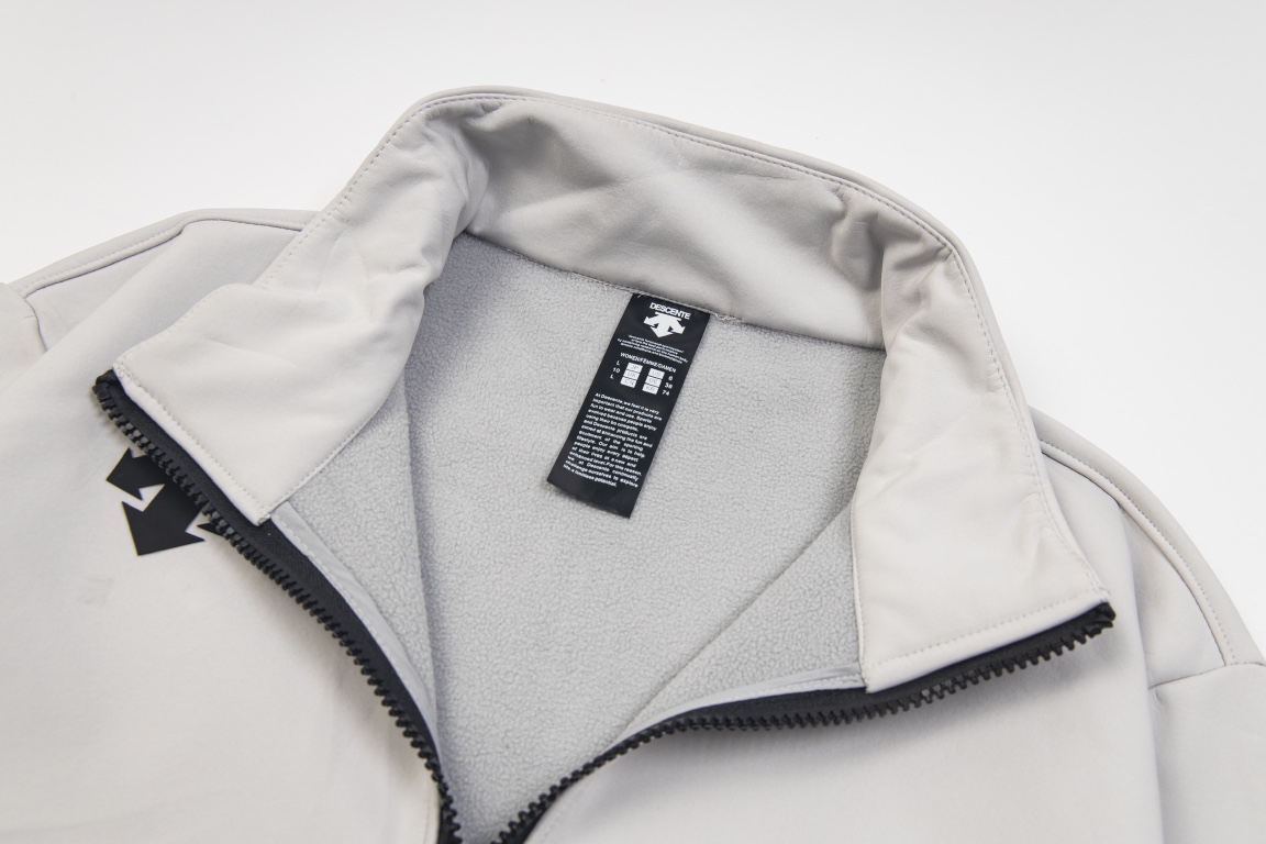 Outdoor Shell-Proof Hood Jacket: Descente DiSant City Function Series - 图片 2