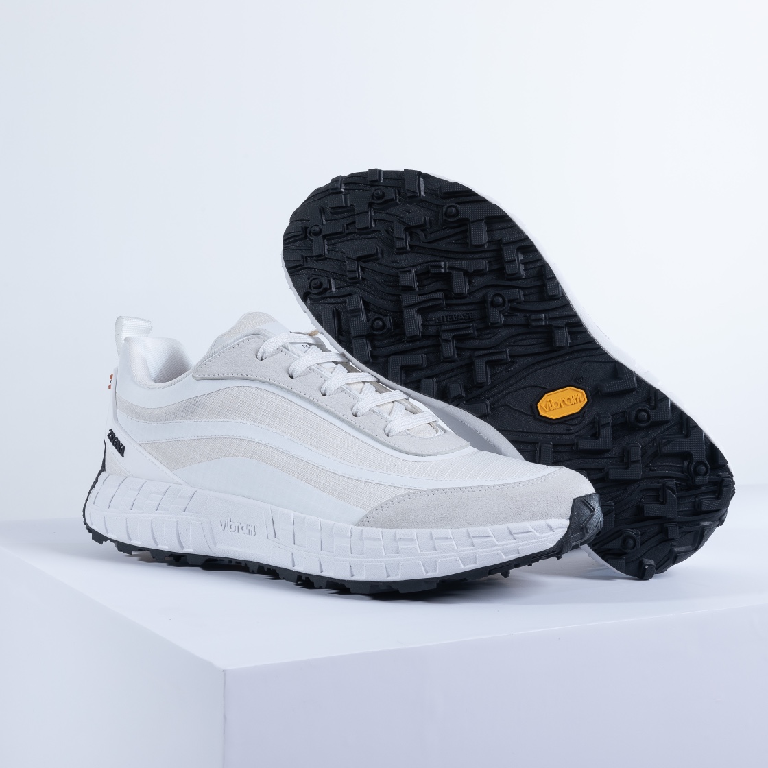 480Ermenegildo Zegna Ermenegildo Zegna Otoño/Invierno Zapatillas deportivas acolchadas impermeables 