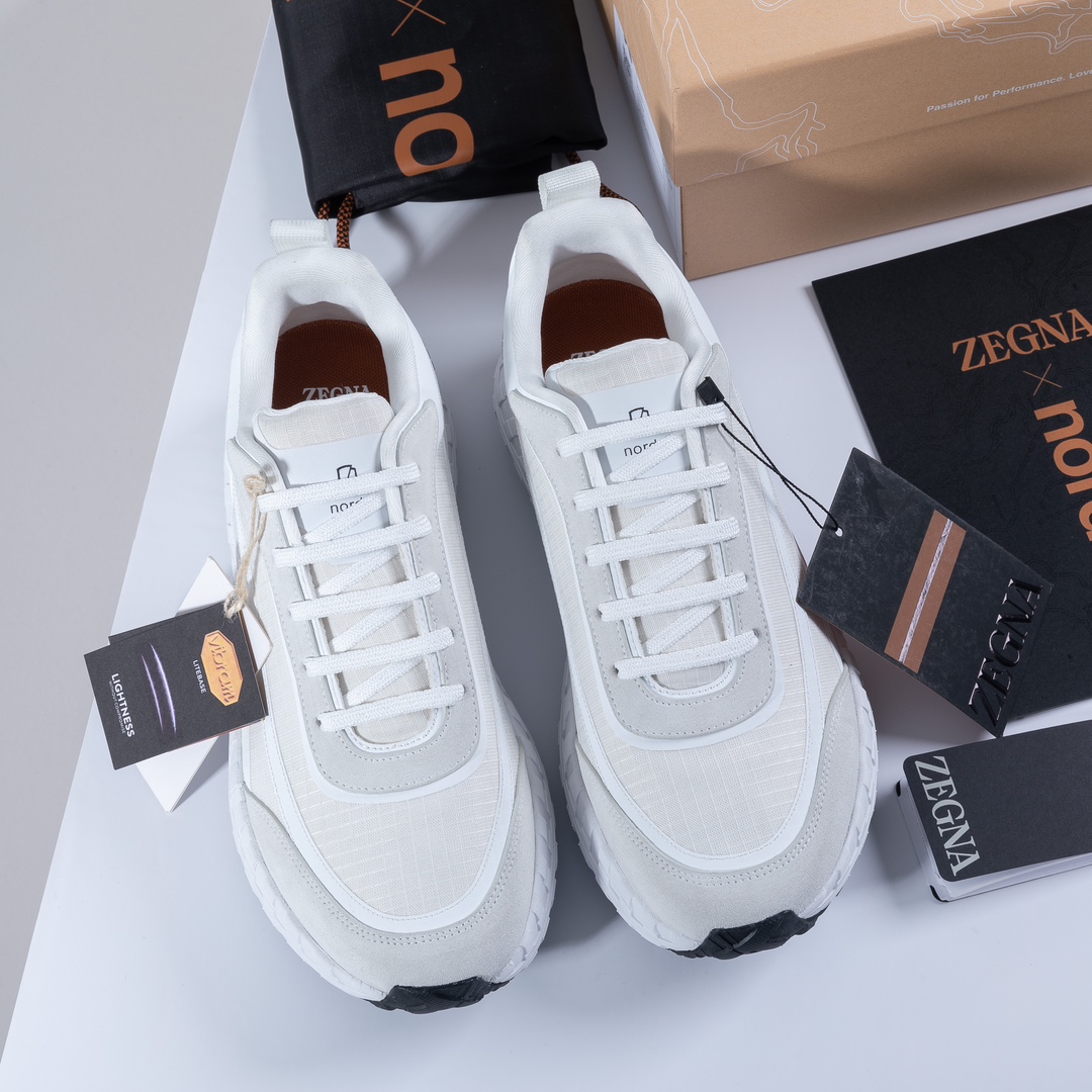 480Ermenegildo Zegna Ermenegildo Zegna Otoño/Invierno Zapatillas deportivas acolchadas impermeables 