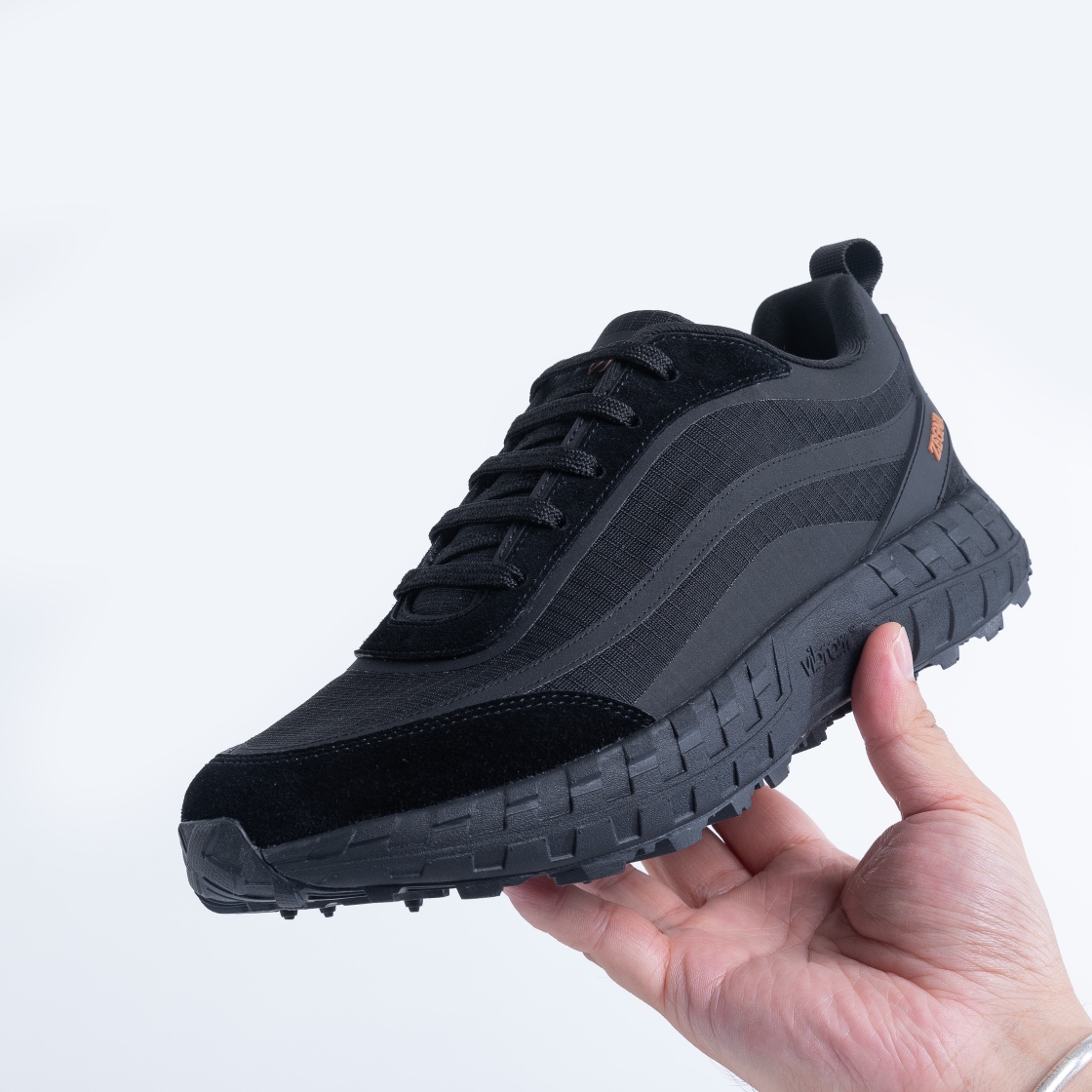 480Ermenegildo Zegna Ermenegildo Zegna Otoño/Invierno Zapatillas deportivas acolchadas impermeables 