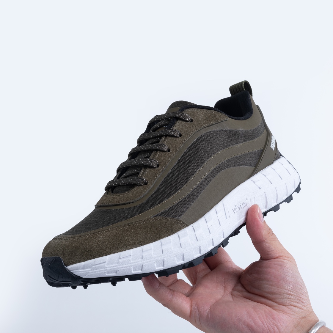 480Ermenegildo Zegna Ermenegildo Zegna Otoño/Invierno Zapatillas deportivas acolchadas impermeables 