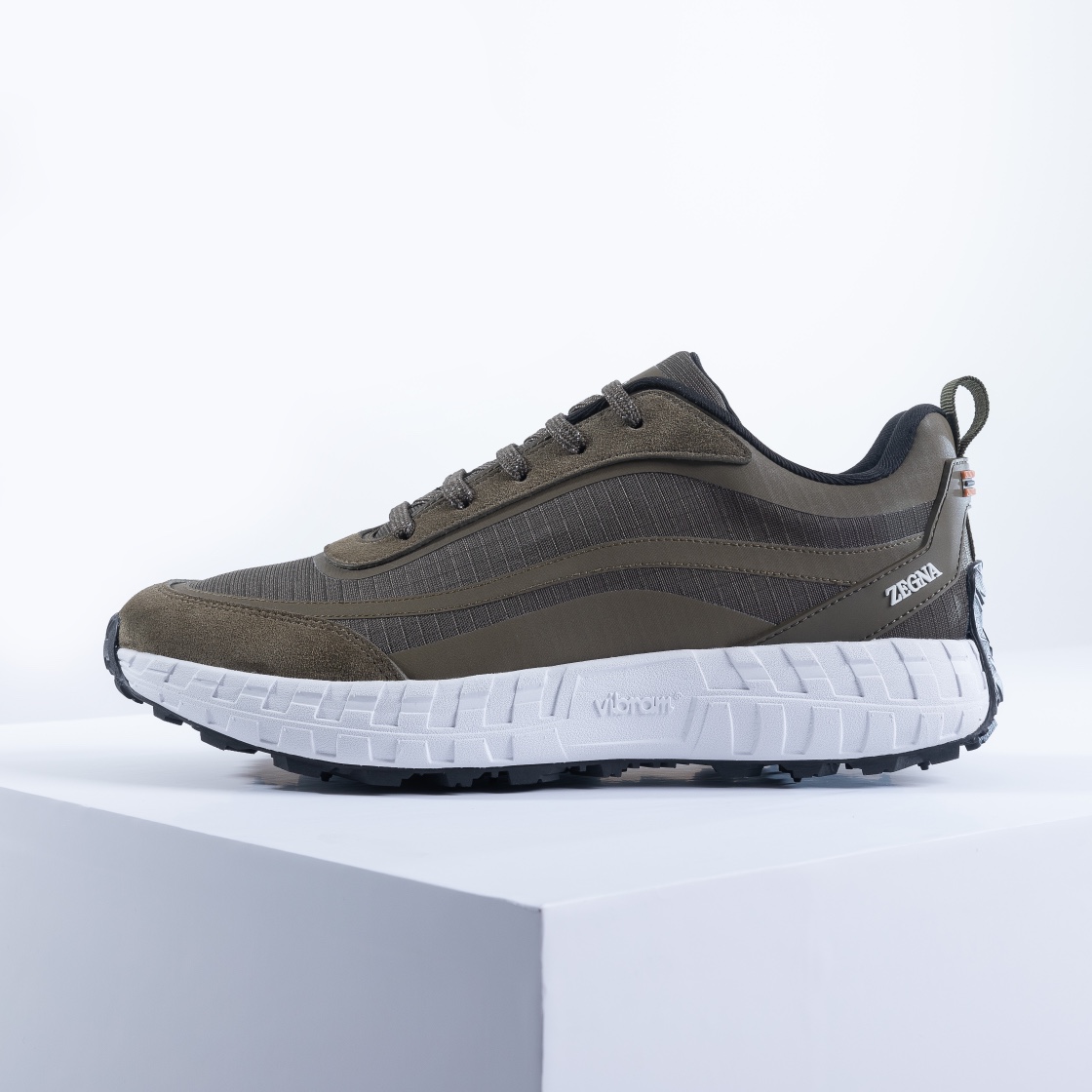 480Ermenegildo Zegna Ermenegildo Zegna Otoño/Invierno Zapatillas deportivas acolchadas impermeables 