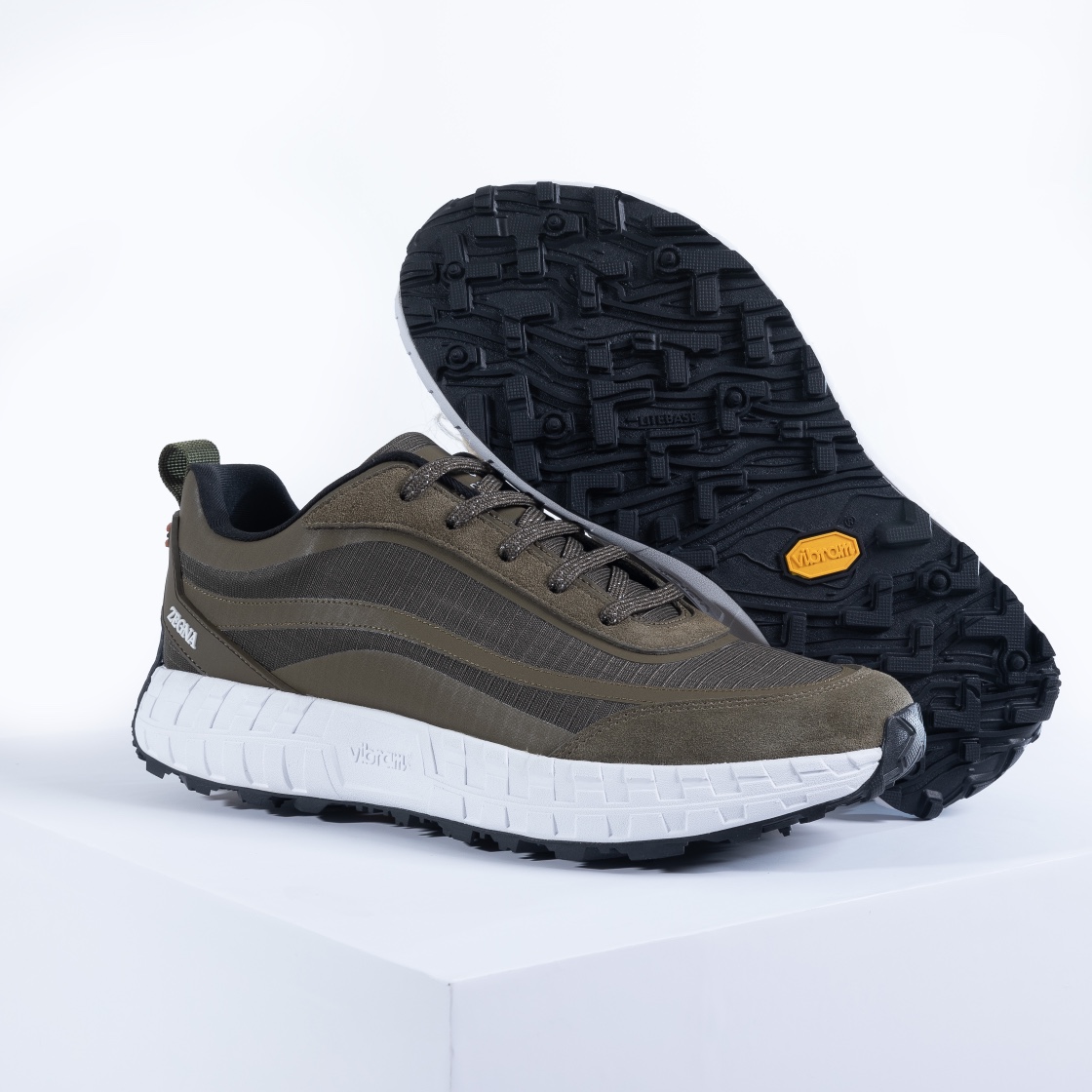 480Ermenegildo Zegna Ermenegildo Zegna Otoño/Invierno Zapatillas deportivas acolchadas impermeables 