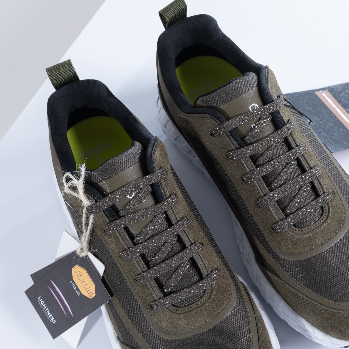 480Ermenegildo Zegna Ermenegildo Zegna Otoño/Invierno Zapatillas deportivas acolchadas impermeables 