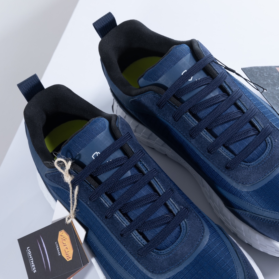 480Ermenegildo Zegna Ermenegildo Zegna Otoño/Invierno Zapatillas deportivas acolchadas impermeables 