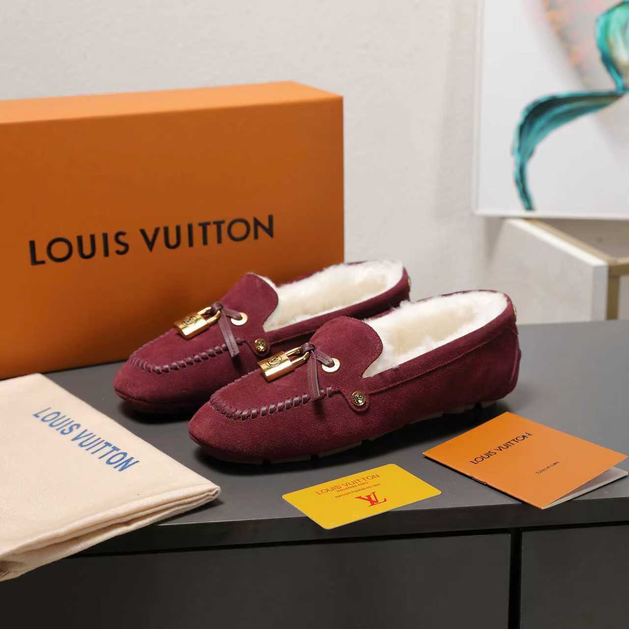 NO:594489,LV new 4 colors available 35-42, loafers, louis vuitton, loafers19860909LV新款4色可选35-42,乐福鞋毛毛鞋,louis vuitton,loafers,Women's Shoes