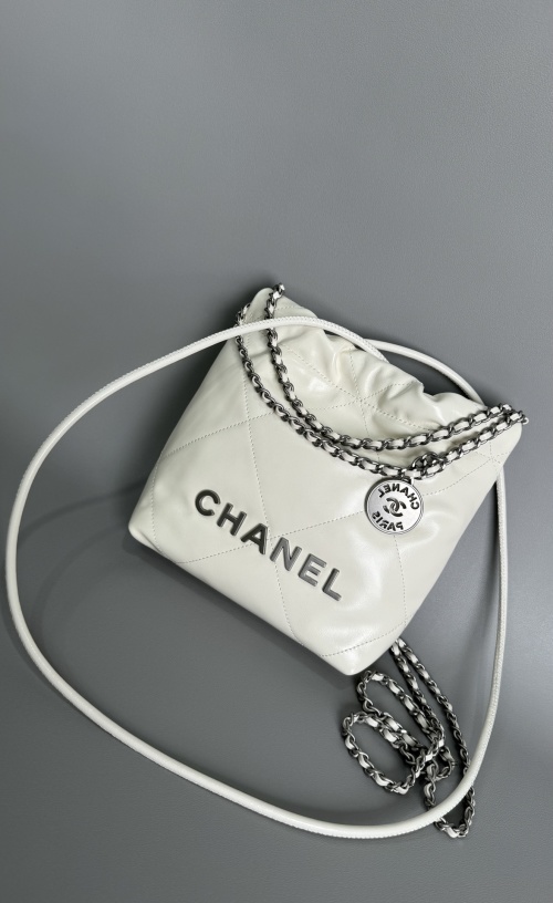 Chanel 22 Mini Bag - Chic, Compact, and High-Quality Handbag 1 Chanel 22 Mini Bag - Chic, Compact, and High-Quality Handbag