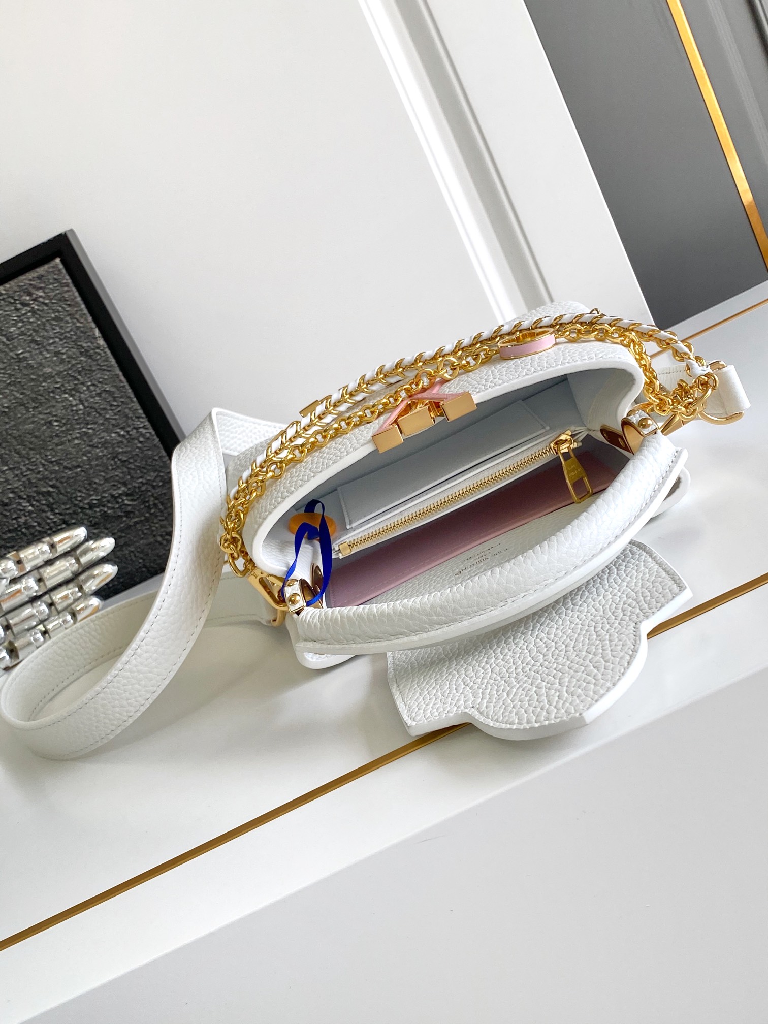   动态芯片lv,包 8